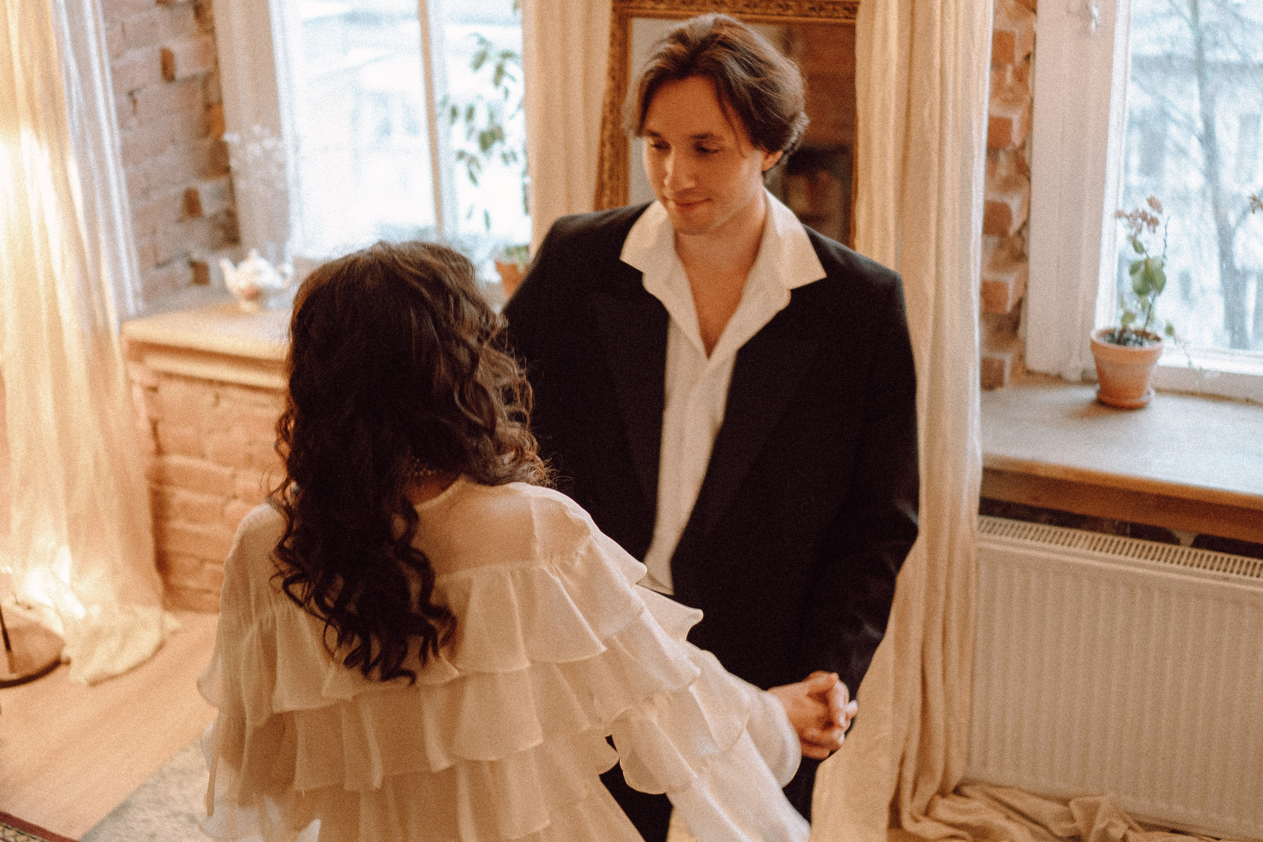 УТРО ЖЕНИХА И НЕВЕСТЫ В ФОТОСТУДИИ И ОСНОВНАЯ ФОТОСЕСИСИЯ ЗИМОЙ. Профессиональный фотограф, Санкт-Петербург — Виктория Богомолова