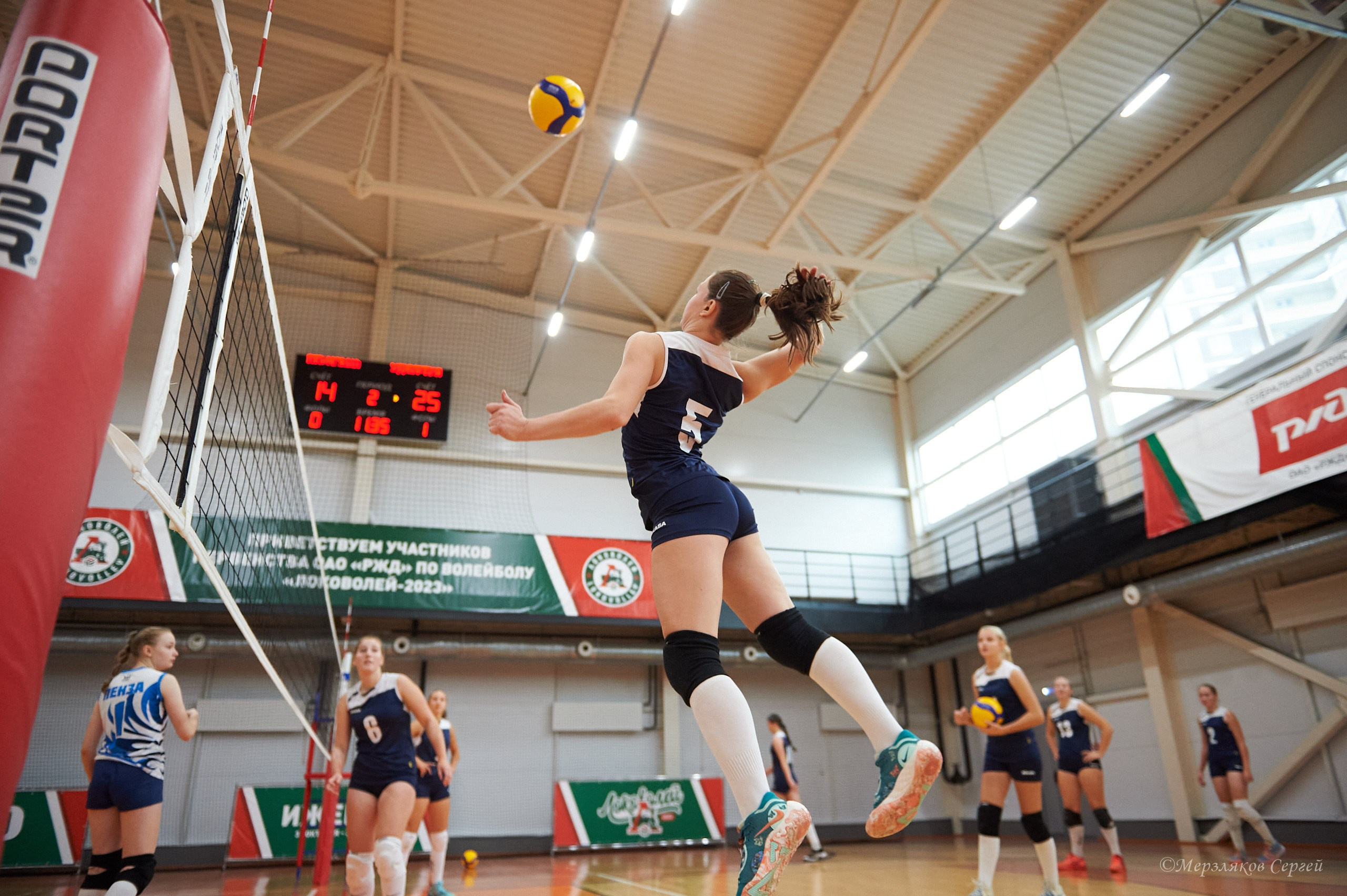 Локоволей — 2023 Ижевск ноябрь 2023. Спортивный репортажный фотограф в Ижевске Сергей Мерзляков