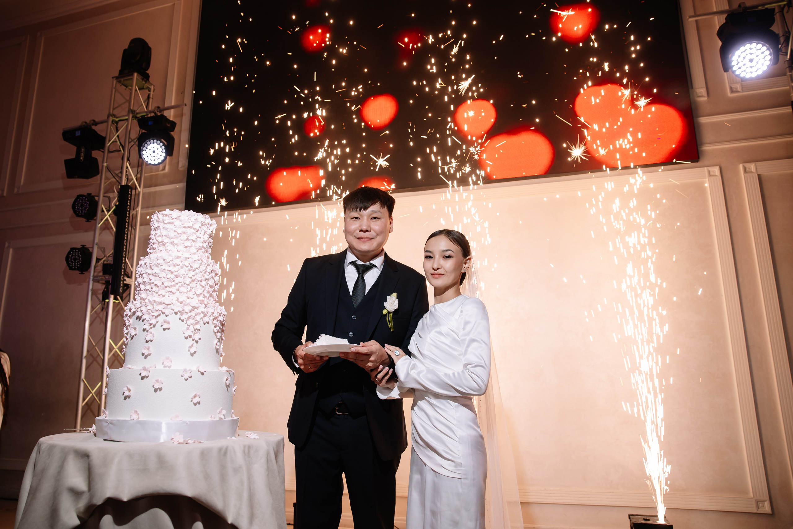 Свадьба Владимира и Ангиры. Свадебный и семейный фотограф в Элисте Лиджик Сарлов