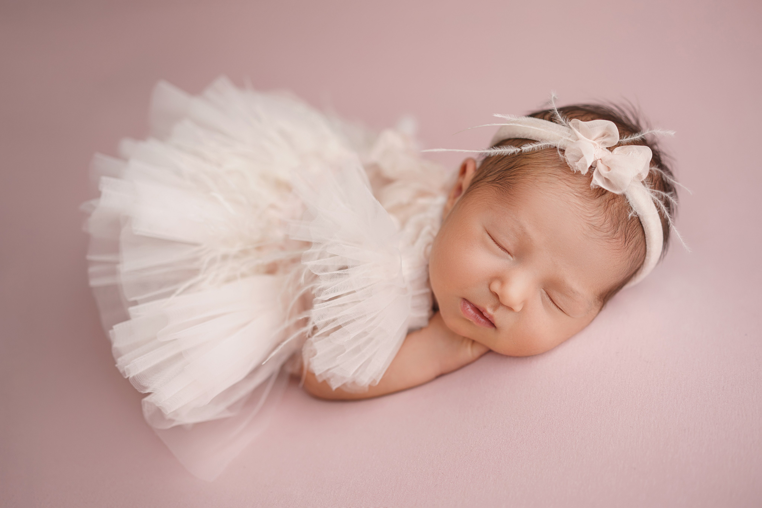 Фотосессия новорожденных | Галерея трогательных кадров малышей в стиле newborn. Фотосессия новорожденных в Москве и Московской области | Профессиональный фотограф newborn — Татьяна Иванова