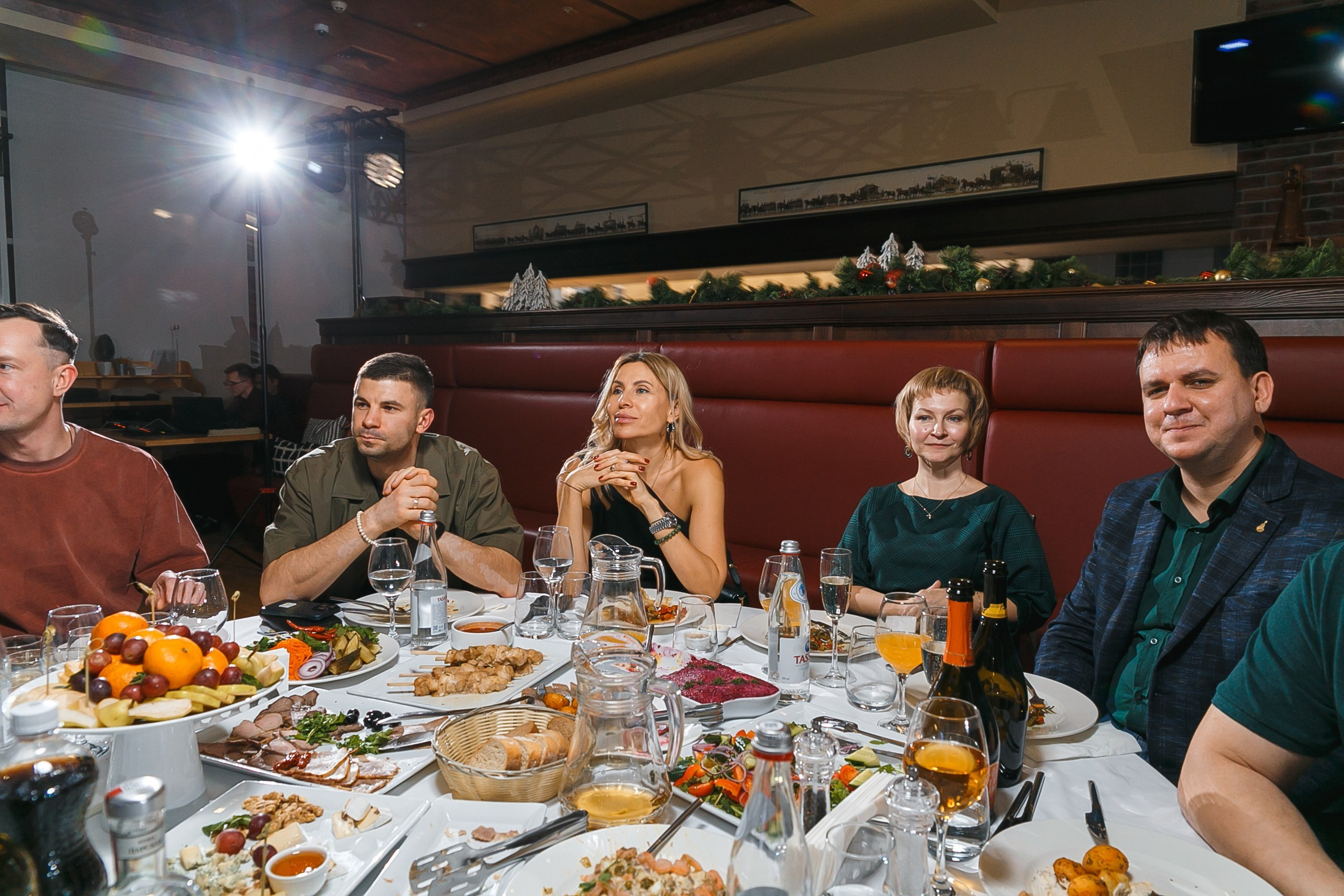 Новогодняя вечеринка компании Econex. Событийный фотограф Максим Бескоровайновнов