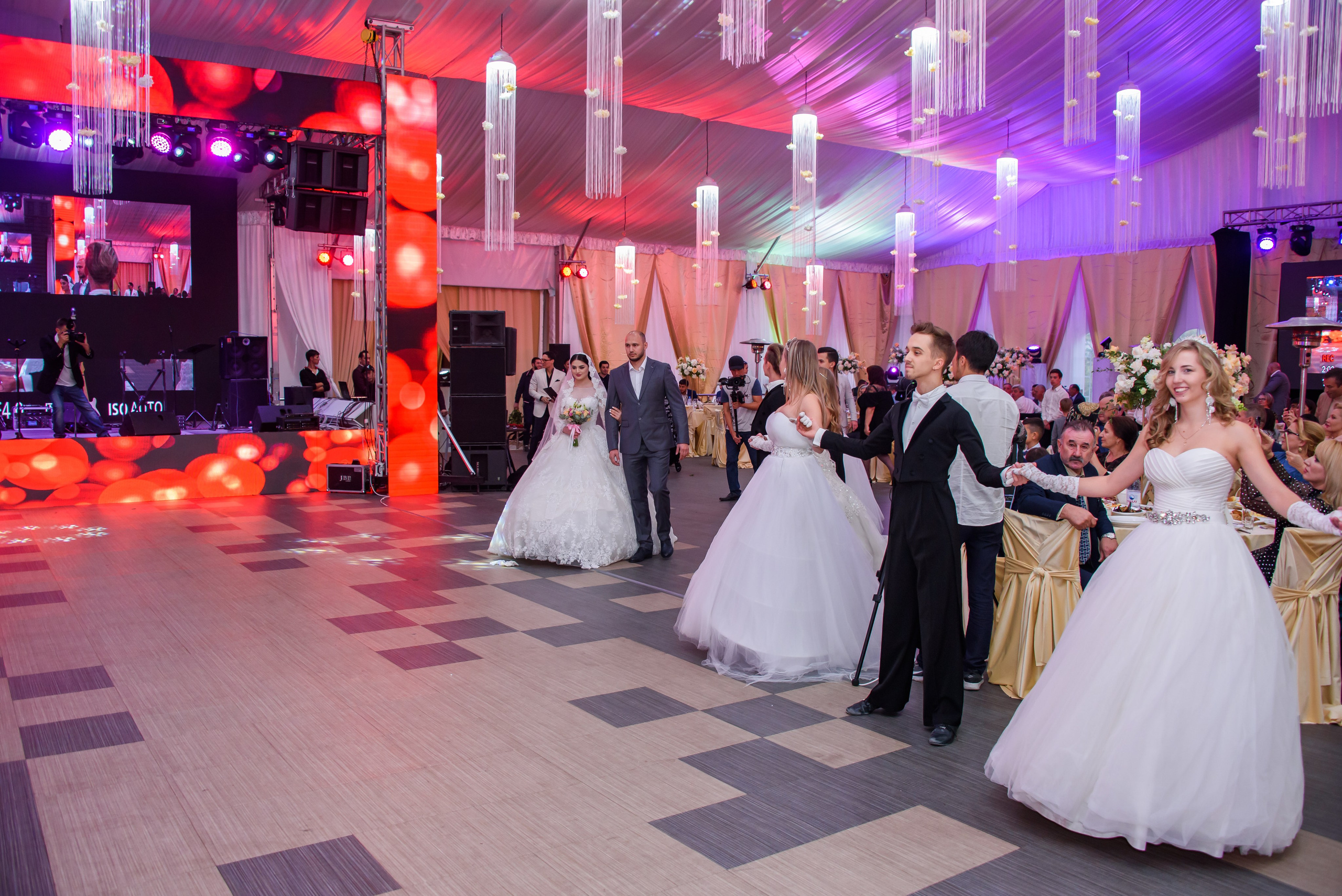 Свадьба. Фотосъёмка. Фотограф Сергей Авдеев-семейный и детский фотограф в Алматы