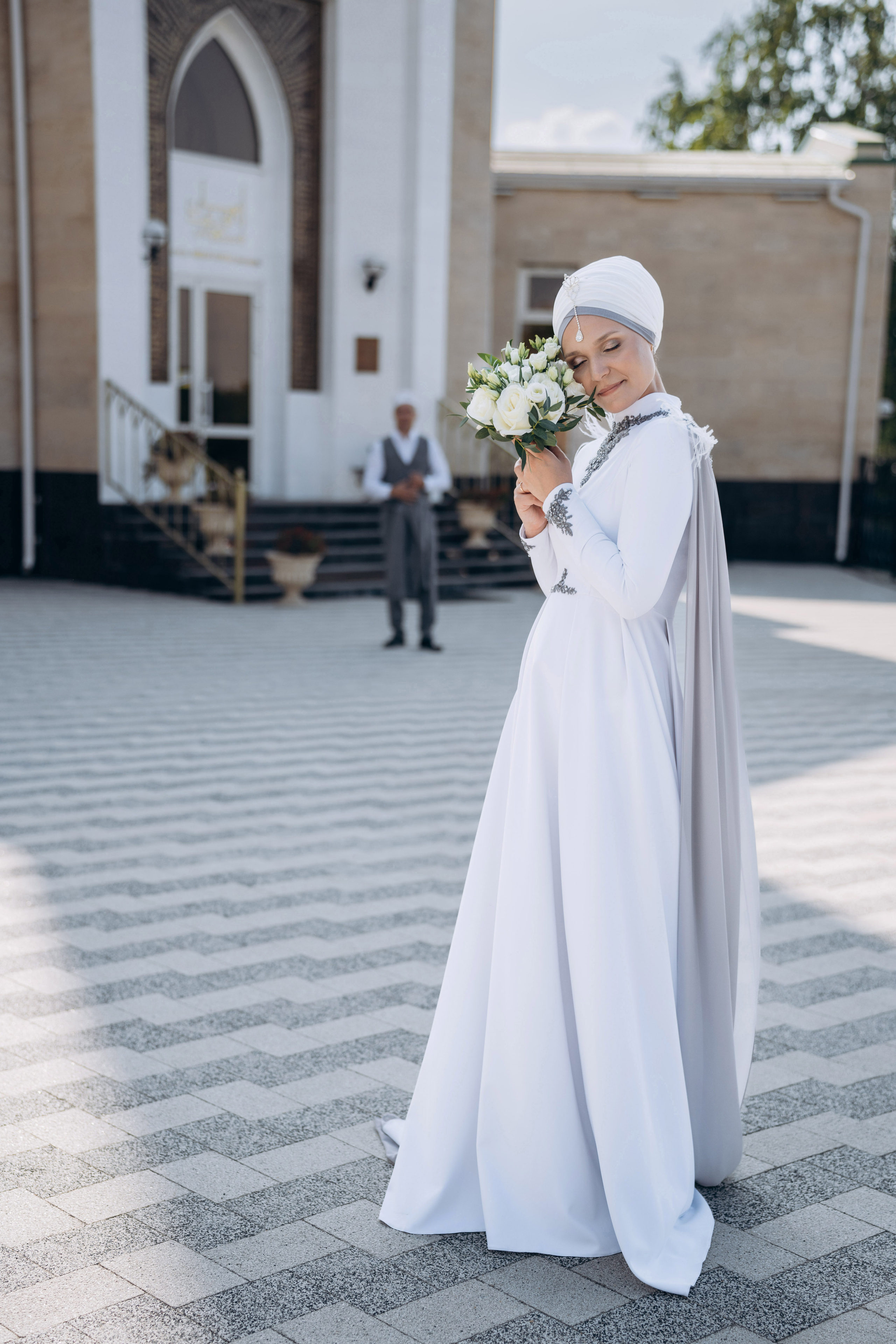 никах в мечети Иман Нуры, фотосессия в мечети Иман Нуры, фотограф на никах в Казани Ranas4you, образ невесты на никах, завязывание платка Казань, платье на никах Казань