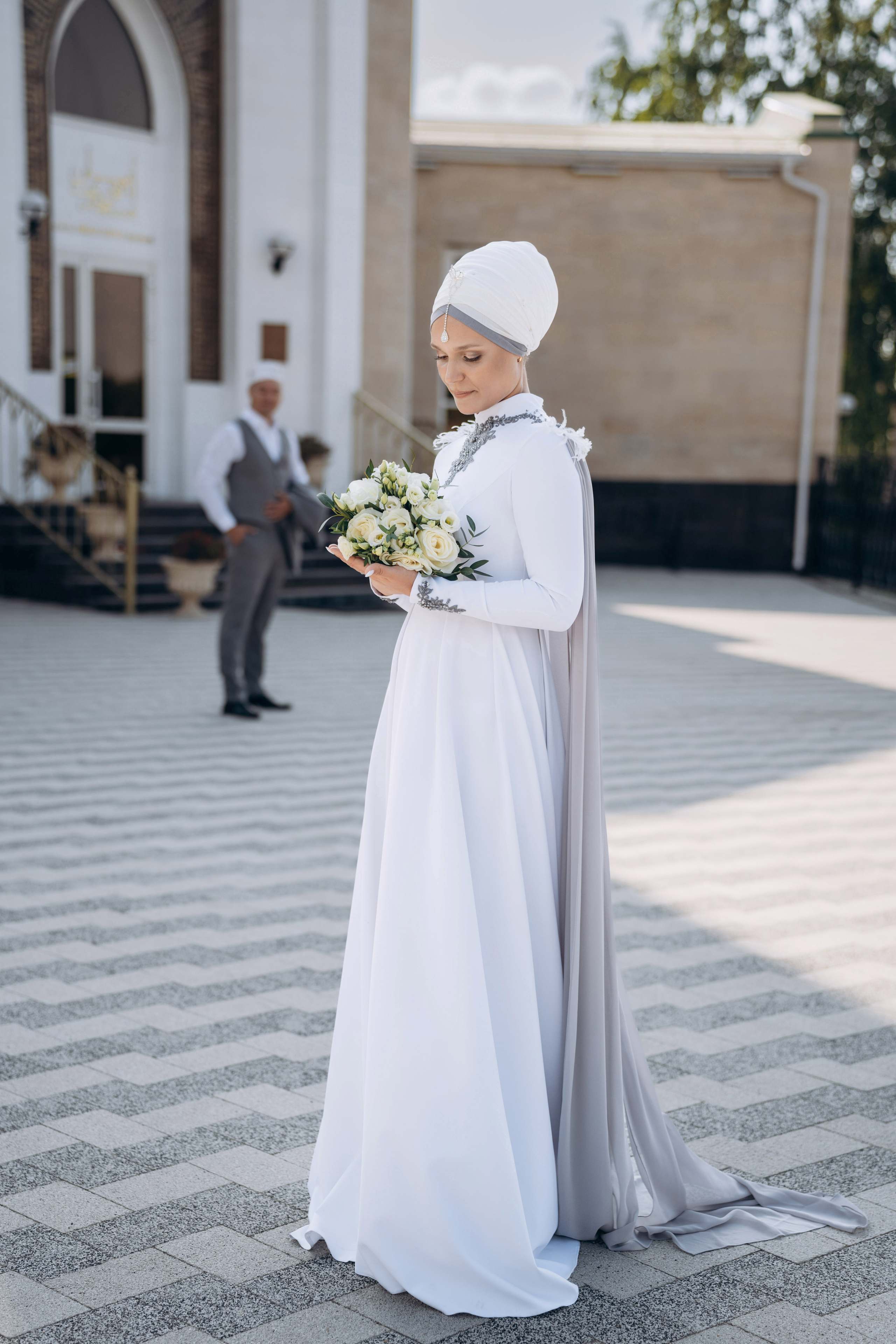 никах в мечети Иман Нуры, фотосессия в мечети Иман Нуры, фотограф на никах в Казани Ranas4you, образ невесты на никах, завязывание платка Казань, платье на никах Казань