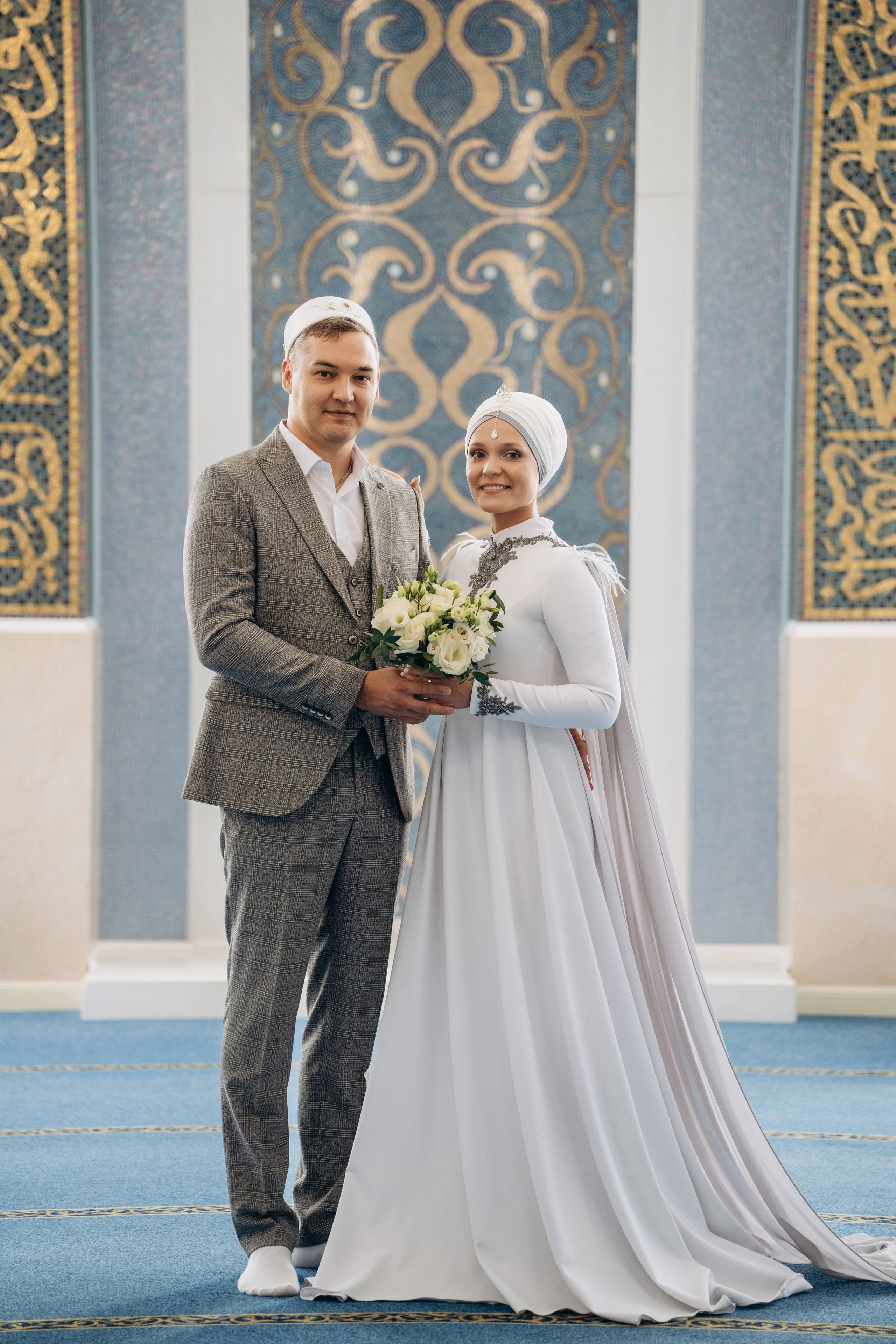 никах в мечети Иман Нуры, фотосессия в мечети Иман Нуры, фотограф на никах в Казани Ranas4you, образ невесты на никах, завязывание платка Казань, платье на никах Казань