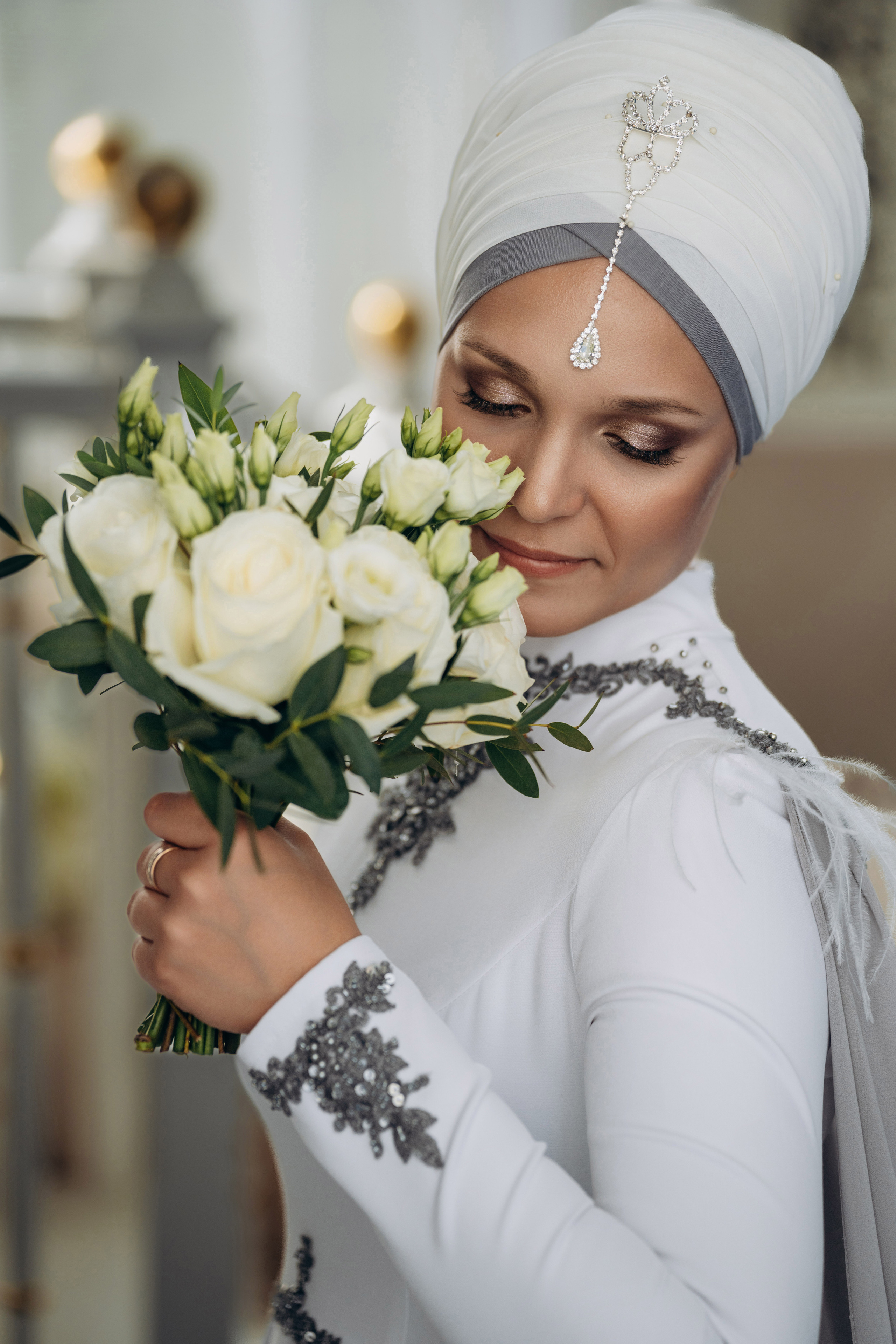 никах в мечети Иман Нуры, фотосессия в мечети Иман Нуры, фотограф на никах в Казани Ranas4you, образ невесты на никах, завязывание платка Казань, платье на никах Казань