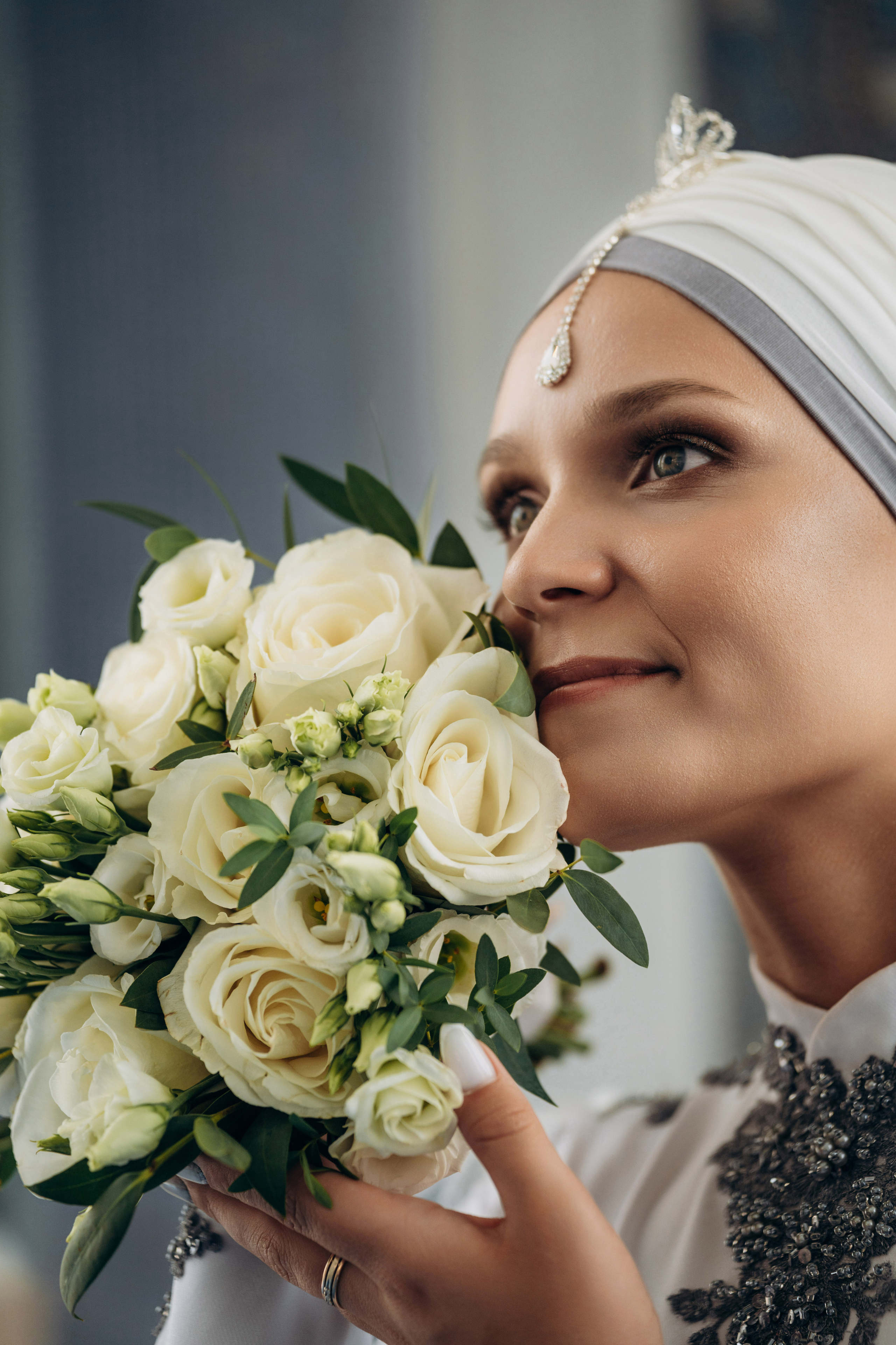 никах в мечети Иман Нуры, фотосессия в мечети Иман Нуры, фотограф на никах в Казани Ranas4you, образ невесты на никах, завязывание платка Казань, платье на никах Казань