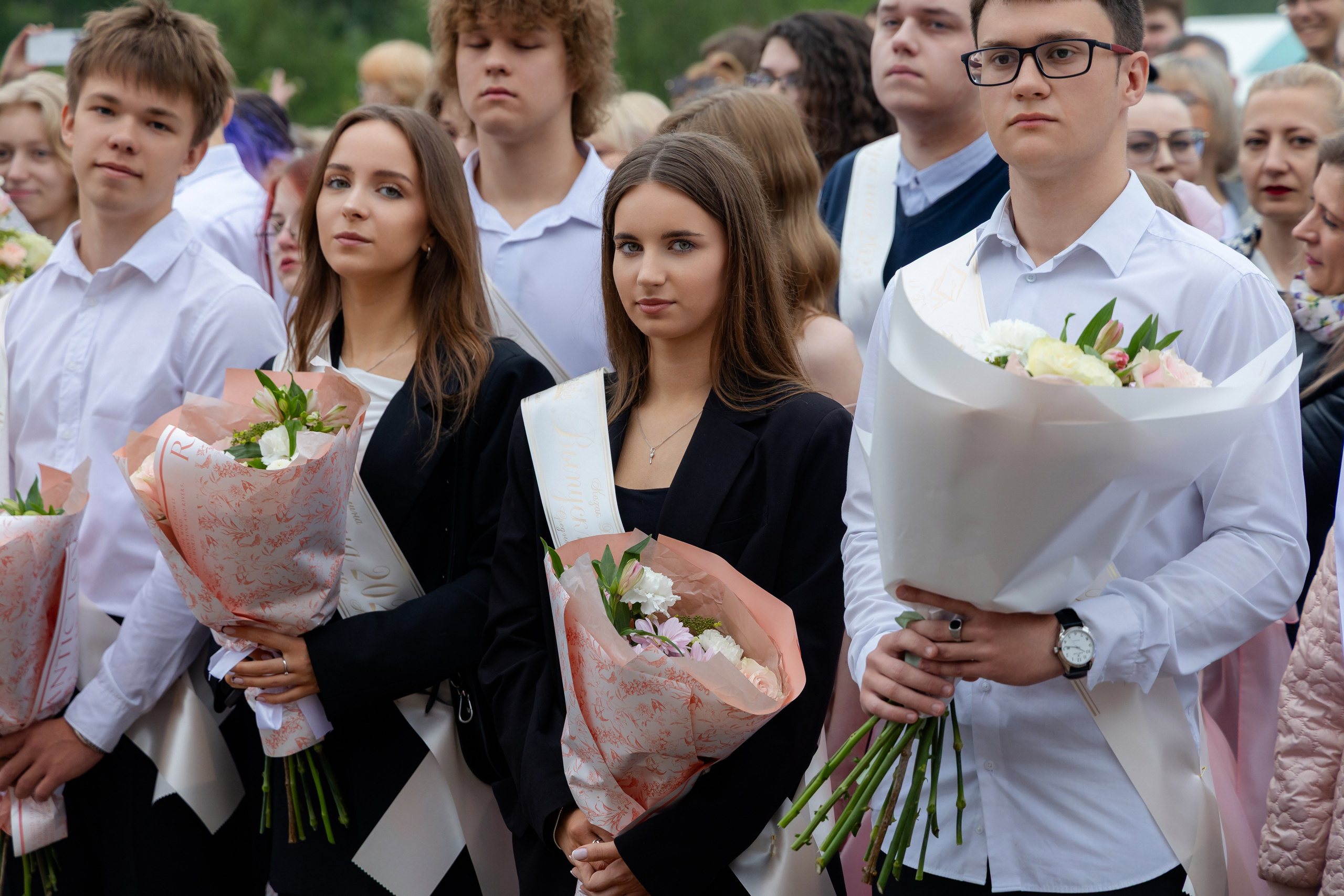 Последний звонок 2025 в Минске. Свадебный фотограф в Минске/Беларуси Сергей Спиридонов
