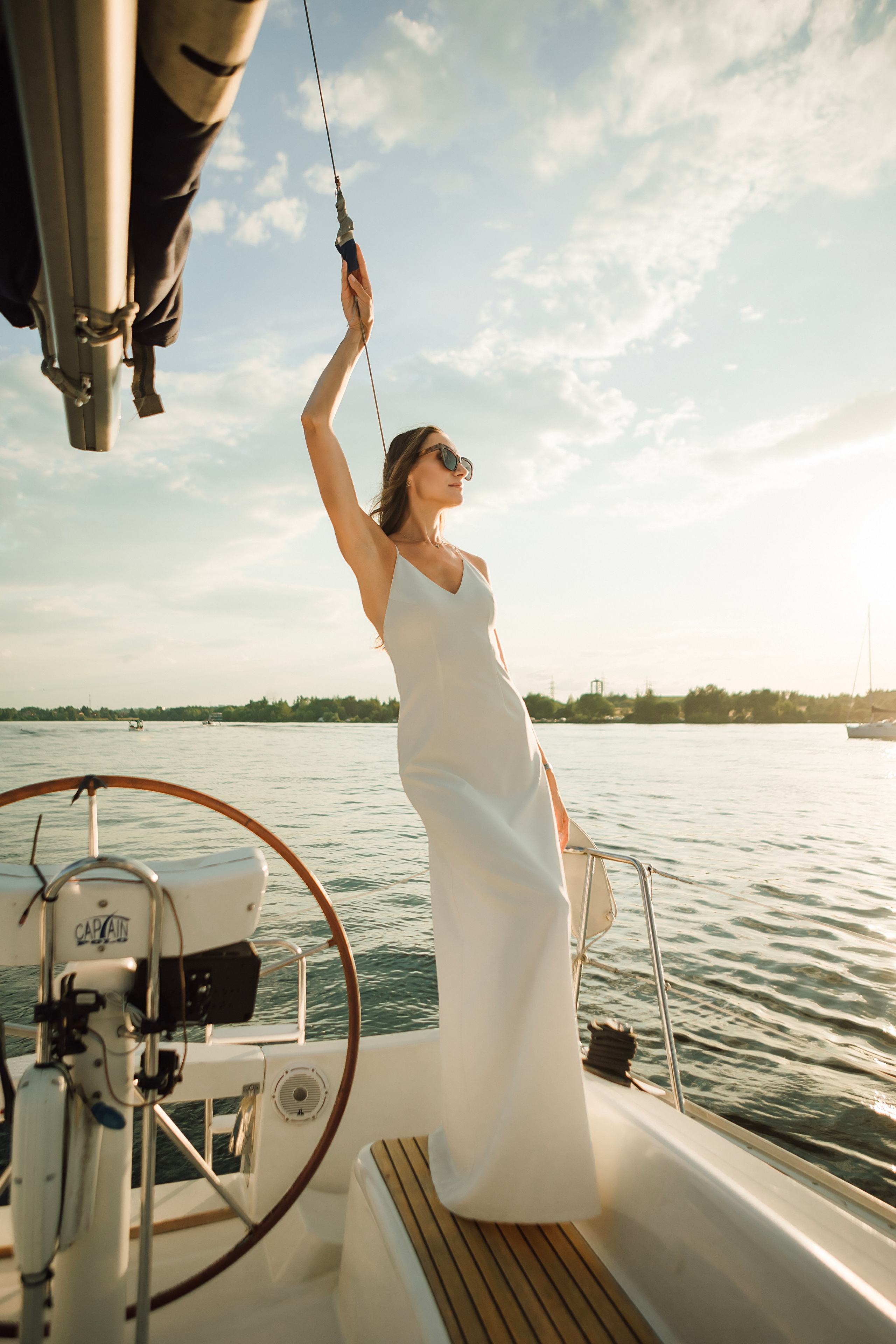 Марина и Сергей, свадьба на яхте. Свадебный и семейный фотограф в Москве Евгения Лисина