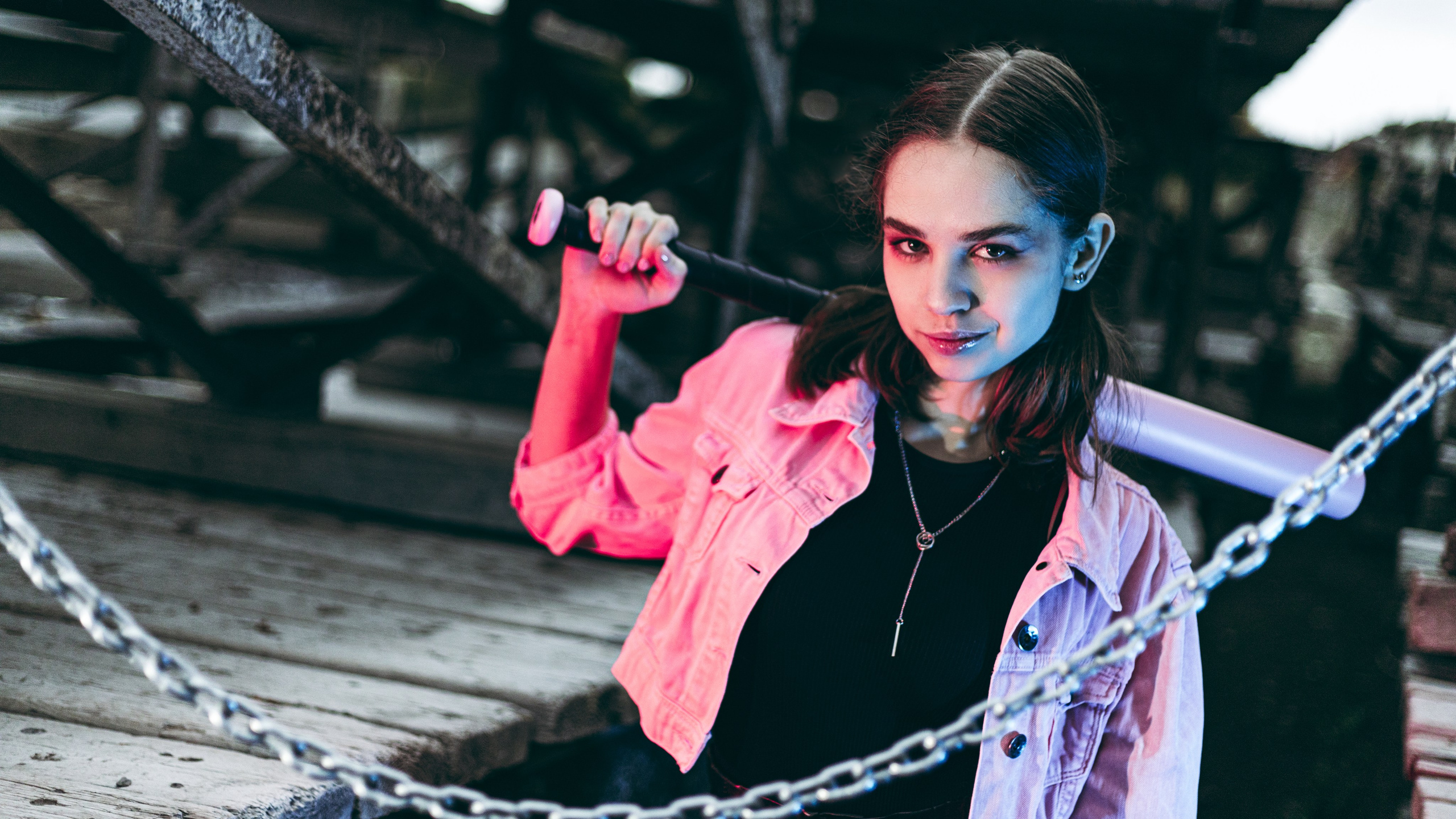 Алина, бита, цепь. Фотограф, Таганрог, Руслан Степущенко