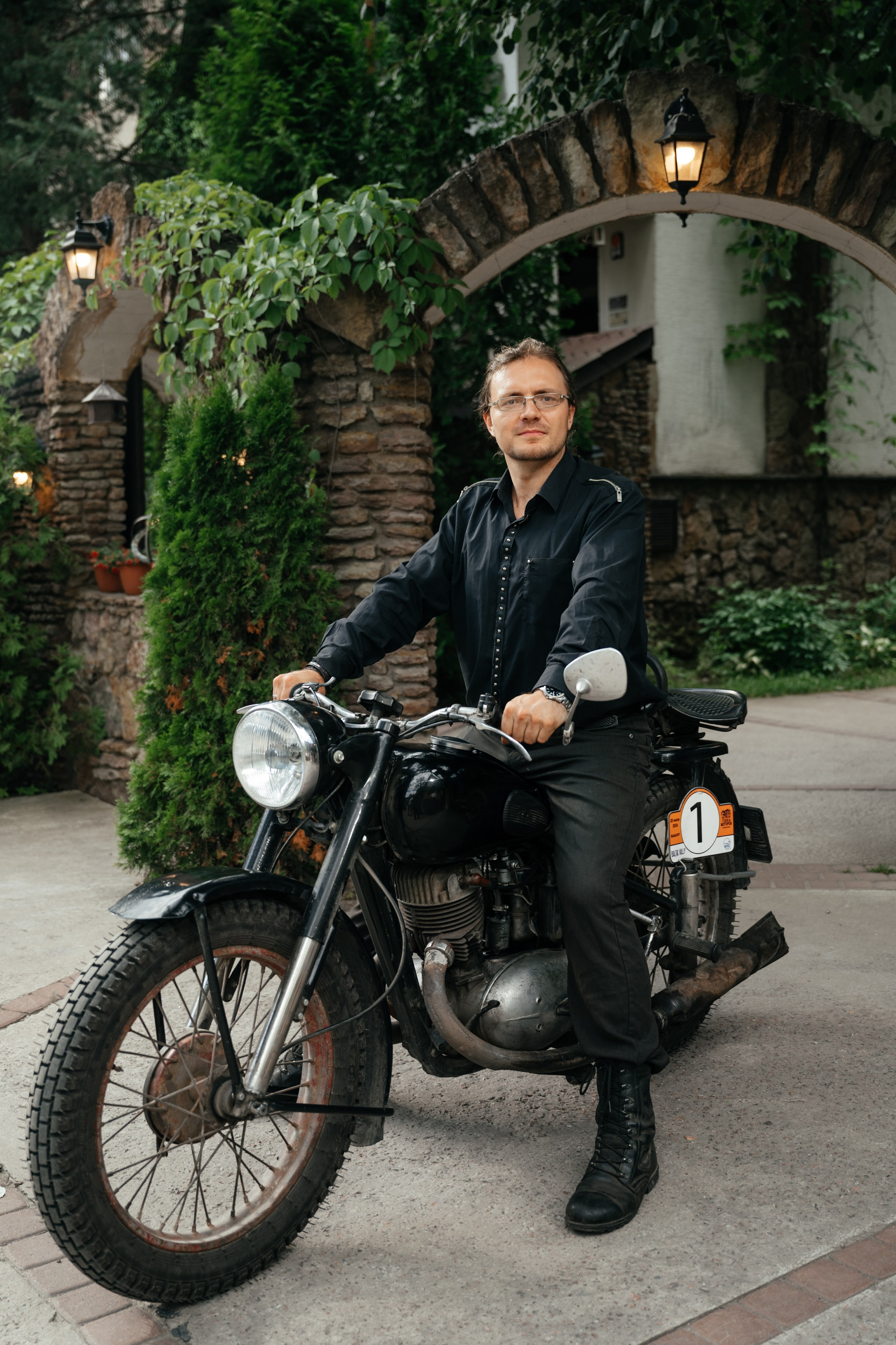 Никита и Фаина. Свадебный и студийный фотограф Ирина Котикова