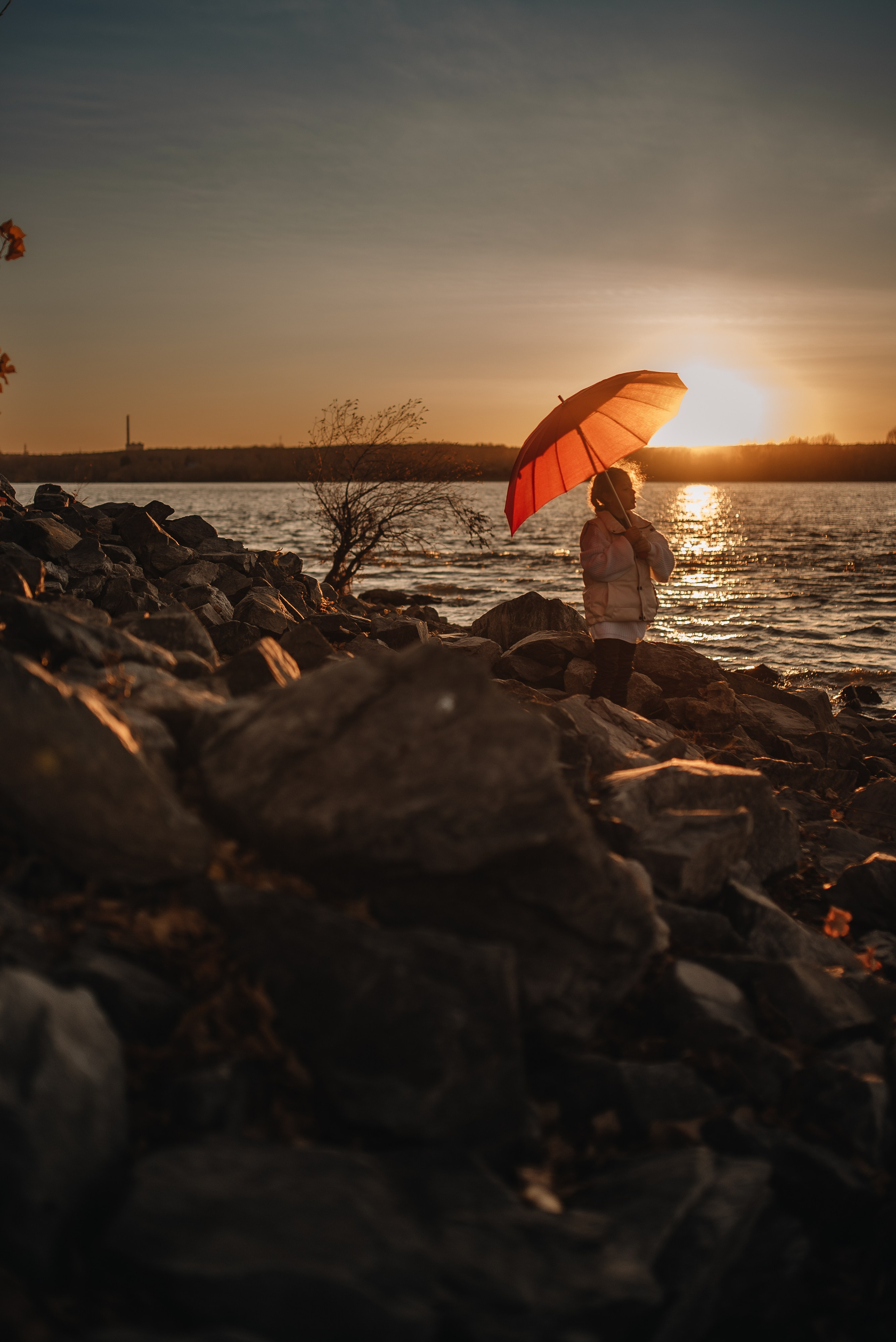 Катя и Варя (маяк). Семейная фотосессия в Новосибирске от фотографа Ольги Коваль