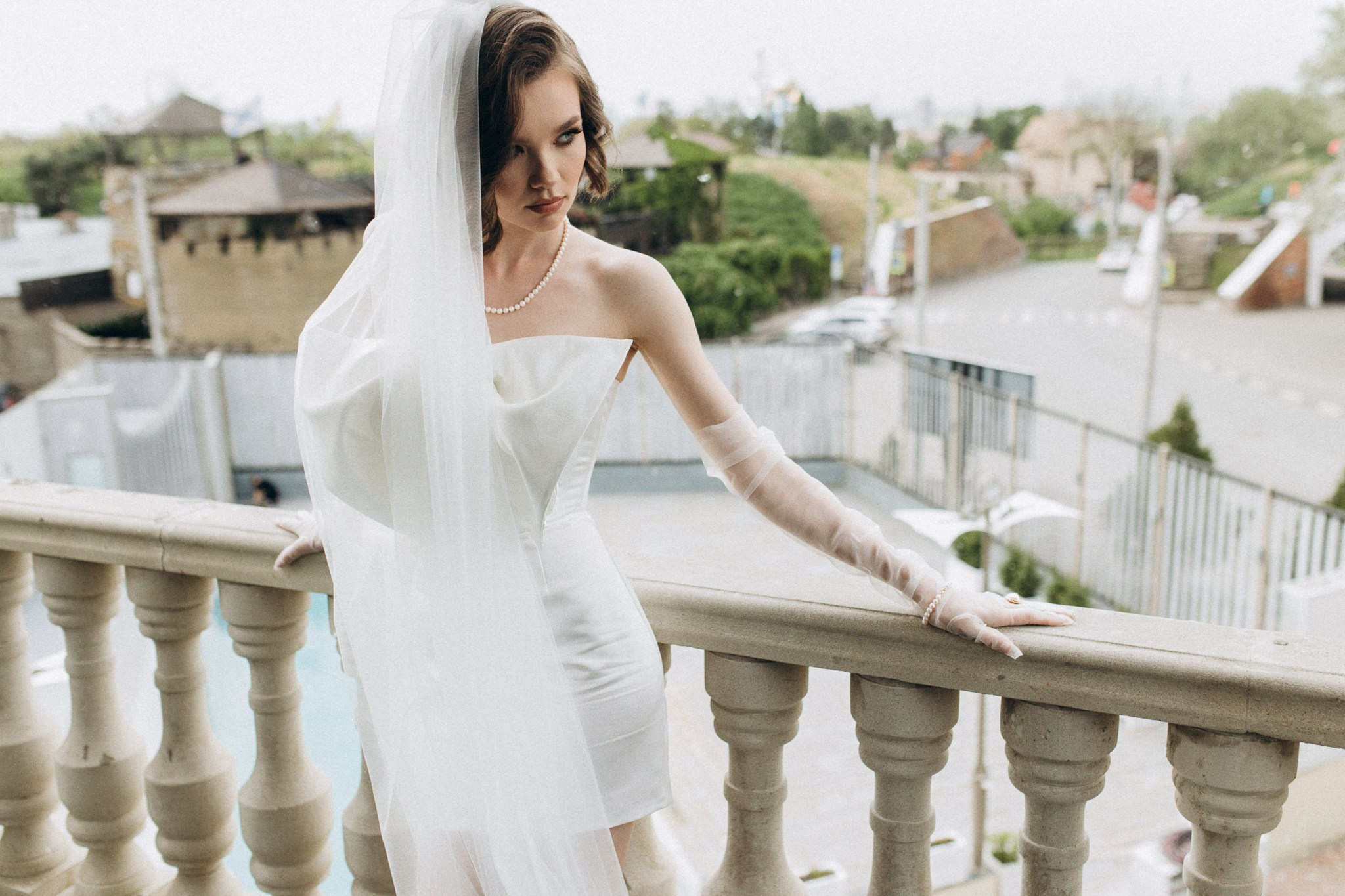 Любовь в индустриальном свете: свадебная фотосессия в стильном интерьере. Семейный и свадебный фотограф Ростове-на-Дону