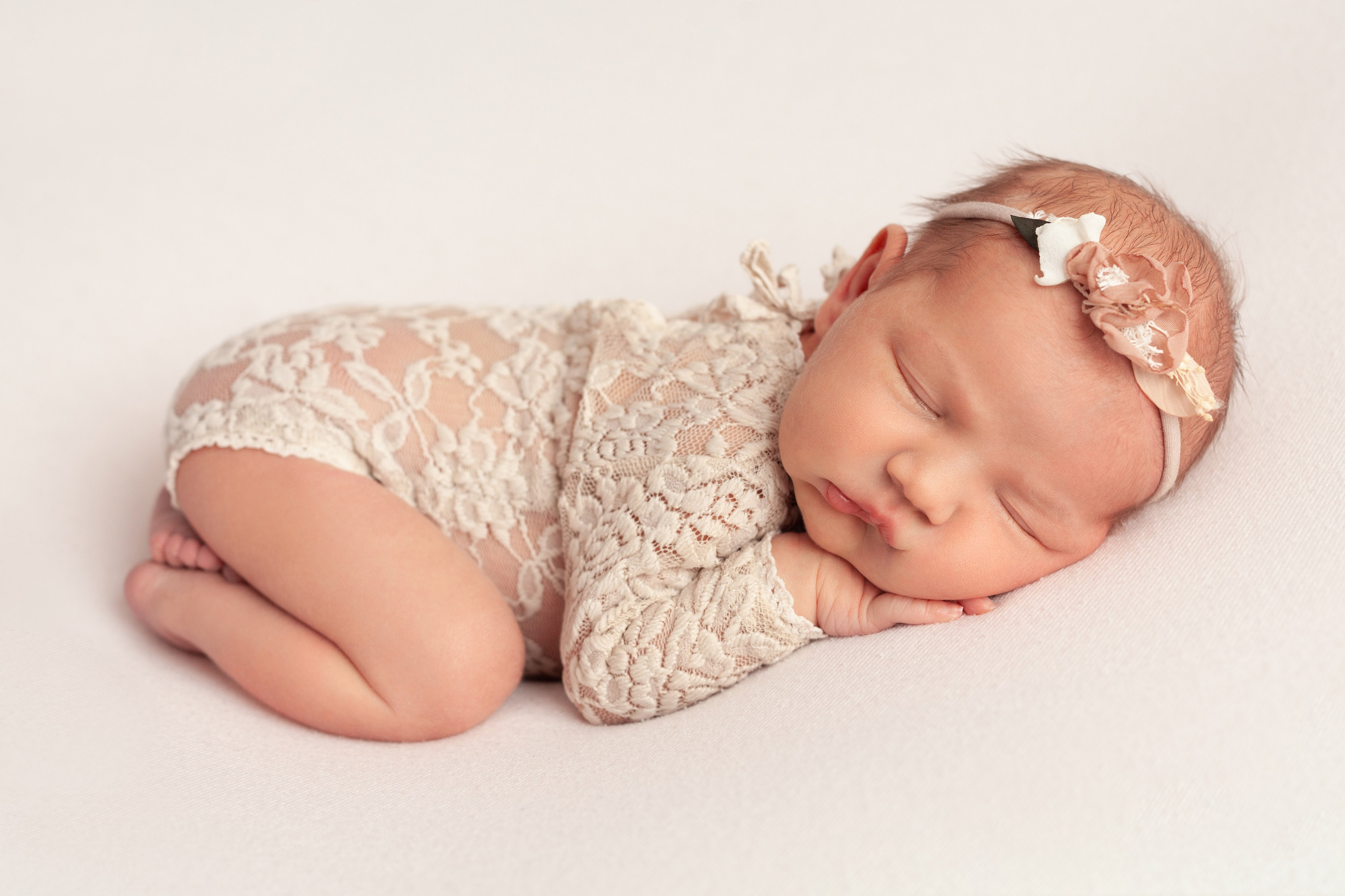 PH @newborn_flower. Retoucher Aleksmokh