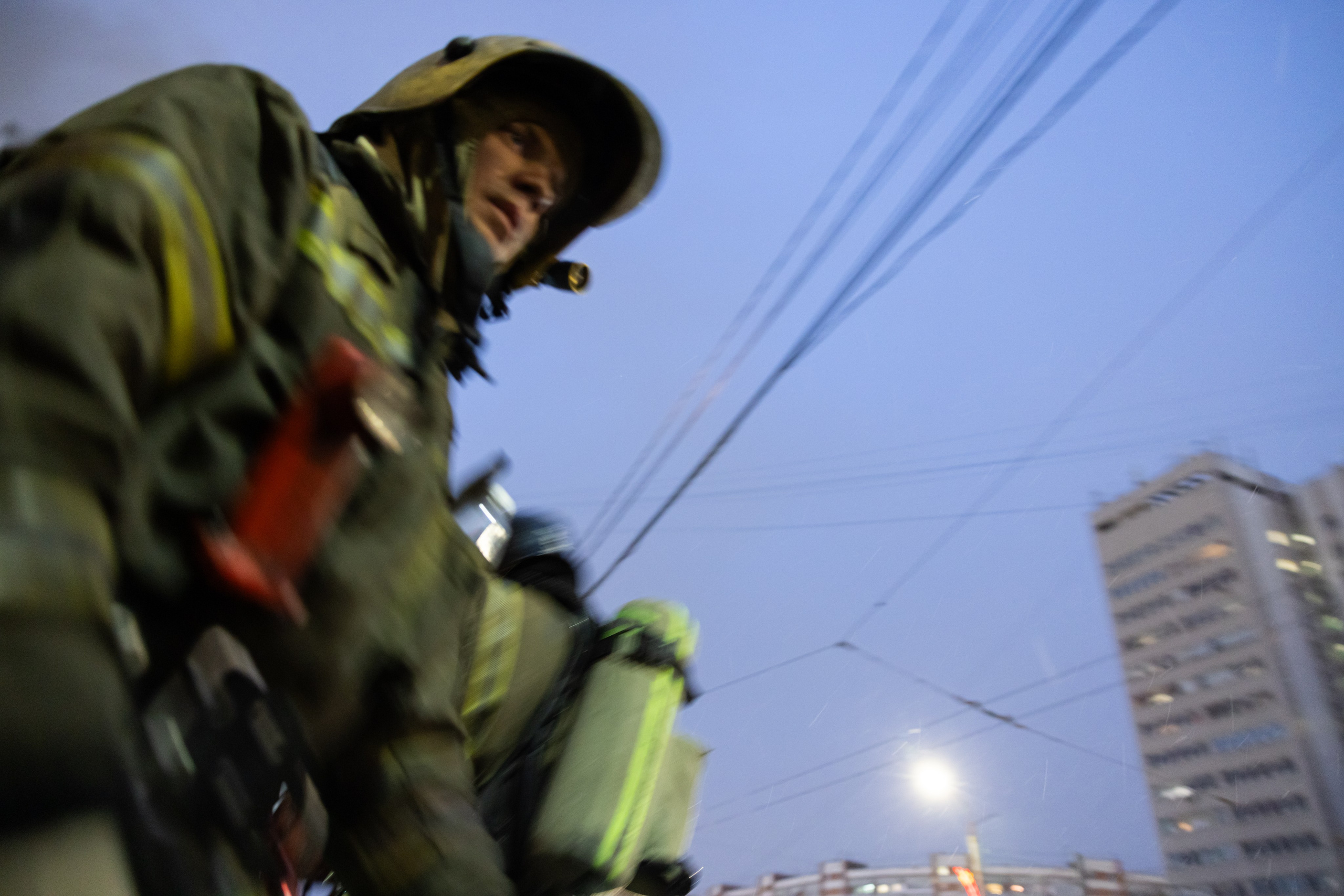 Пожар на ул. Советская 15 (13 января 2025). Репортажный фотограф Алексей Пирязев