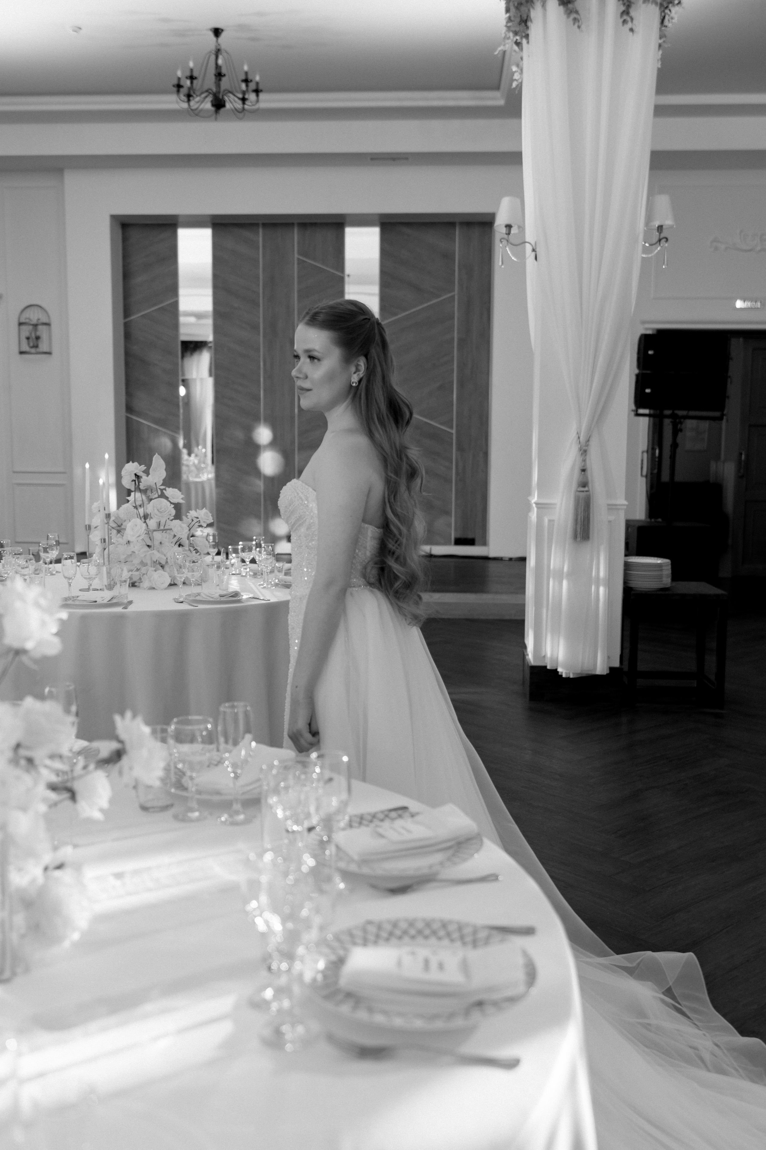 СВАДЕБНАЯ СЬЕМКА СБОРОВ В ОТЕЛЕ И ВЫЕЗД НА ЦЕРЕМОНИЮ (СНЯТО В СИБИРЕ В НИЖНЕВАРТОВСКЕ). Профессиональный фотограф, Санкт-Петербург — Виктория Богомолова