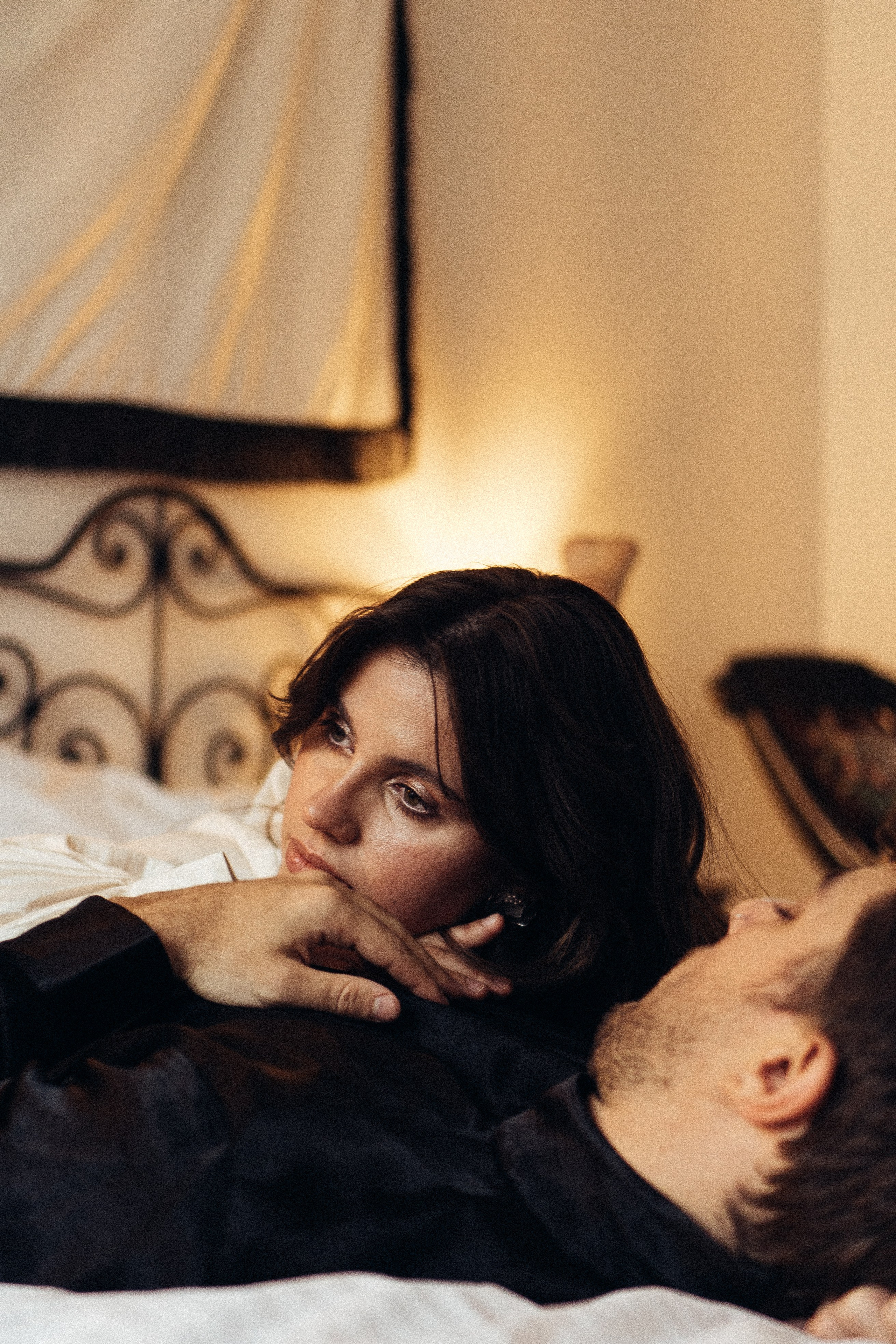 УТРО ЖЕНИХА И НЕВЕСТЫ В ПИТЕРСКОЙ КВАРТИРЕ И СЬЕМКА С СВАДЕБНЫХ ОБРАЗАХ. Профессиональный фотограф, Санкт-Петербург — Виктория Богомолова