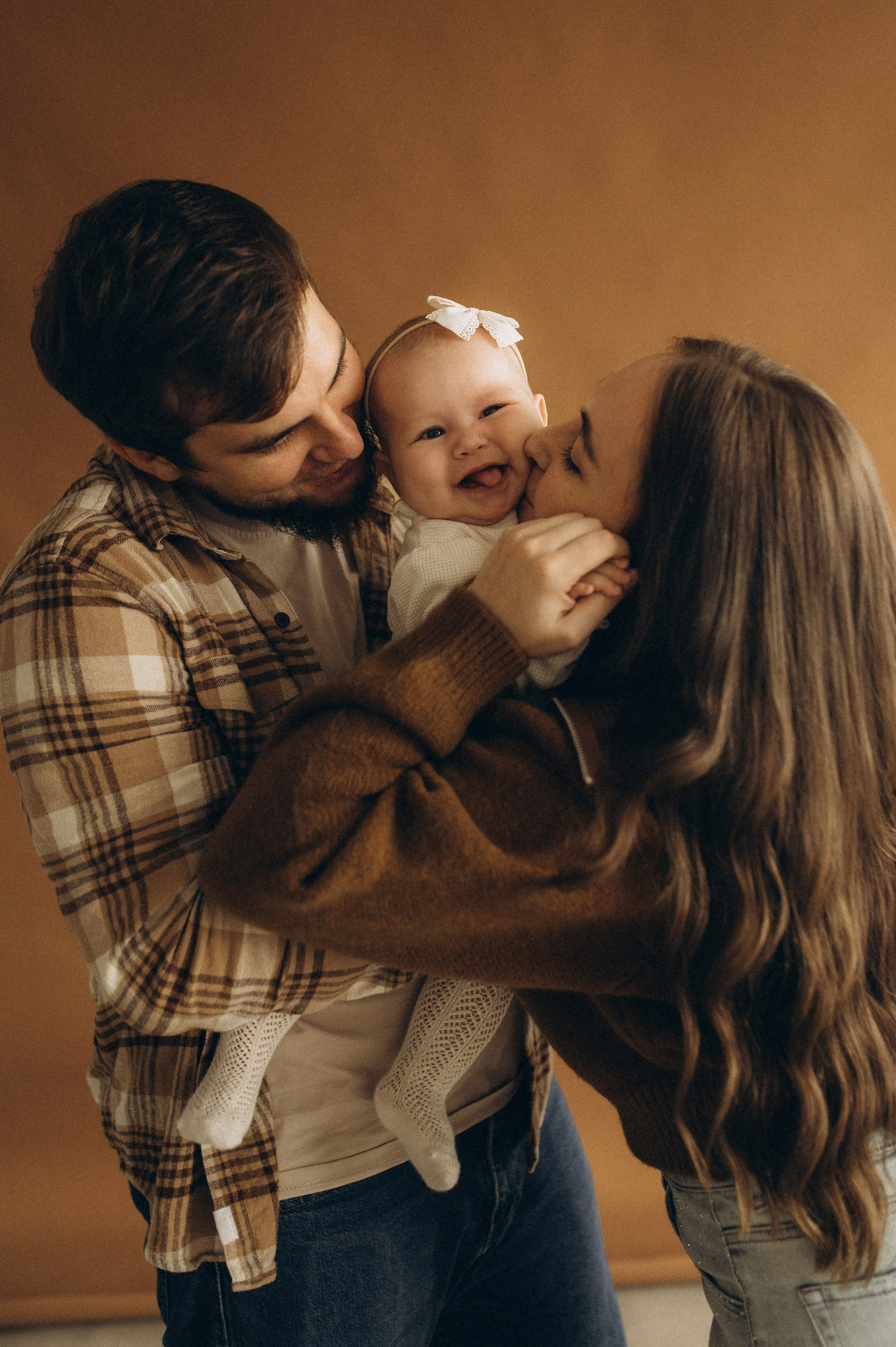 СЕМЕЙНАЯ СЪЕМКА В СТУДИИ. Семейный фотограф в Новосибирске Женя Индрикова