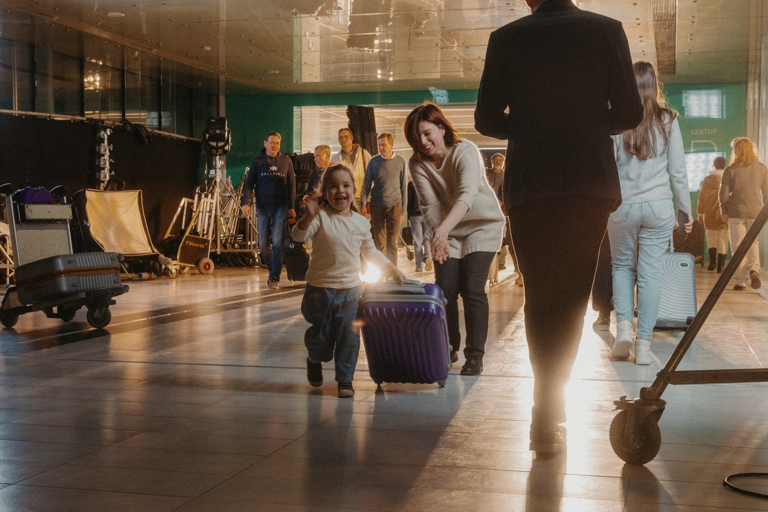BACKSTAGE МегаФон «На связи с близкими». Бэкстейдж и репортажный фотограф в Москве Артем Онацко