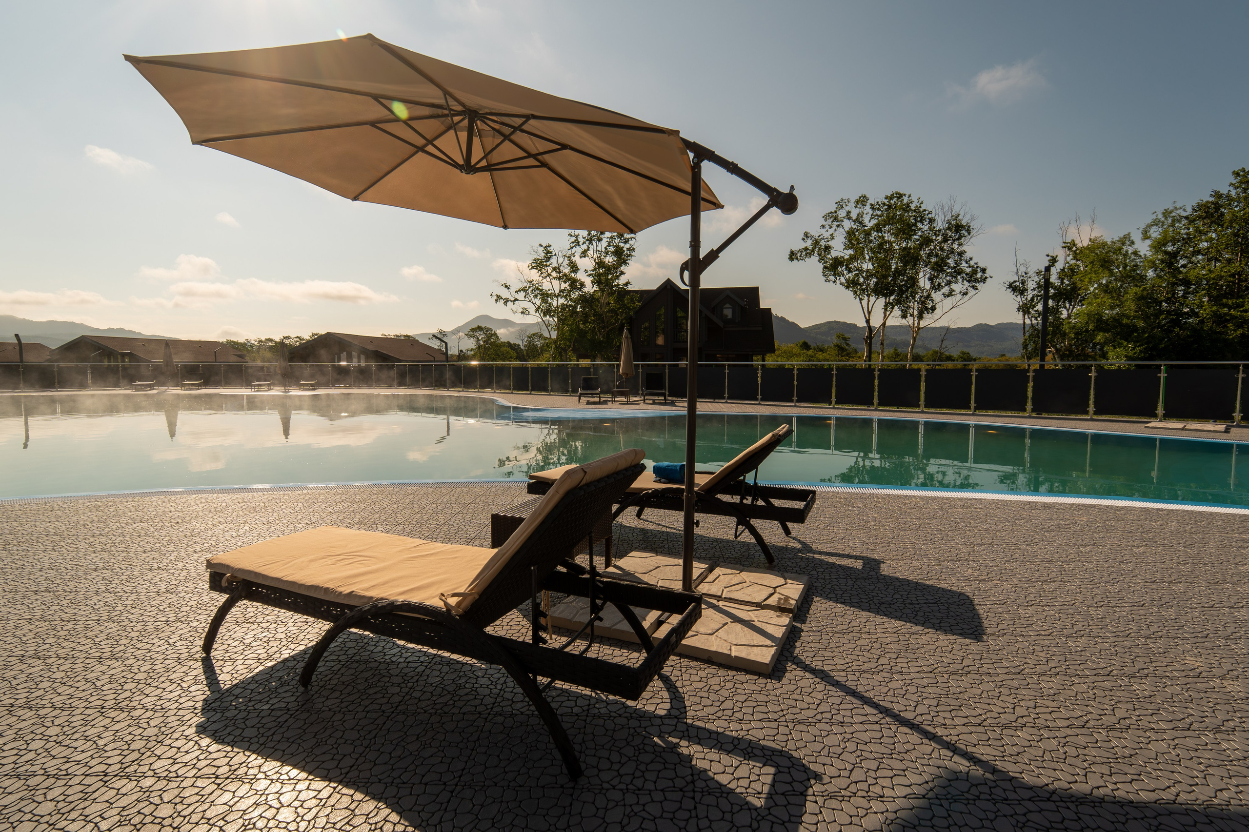 Экстерьер Kamchatka Chalet. Репортажный фотограф в Красной Поляне и Сочи Павлюченко Екатерина