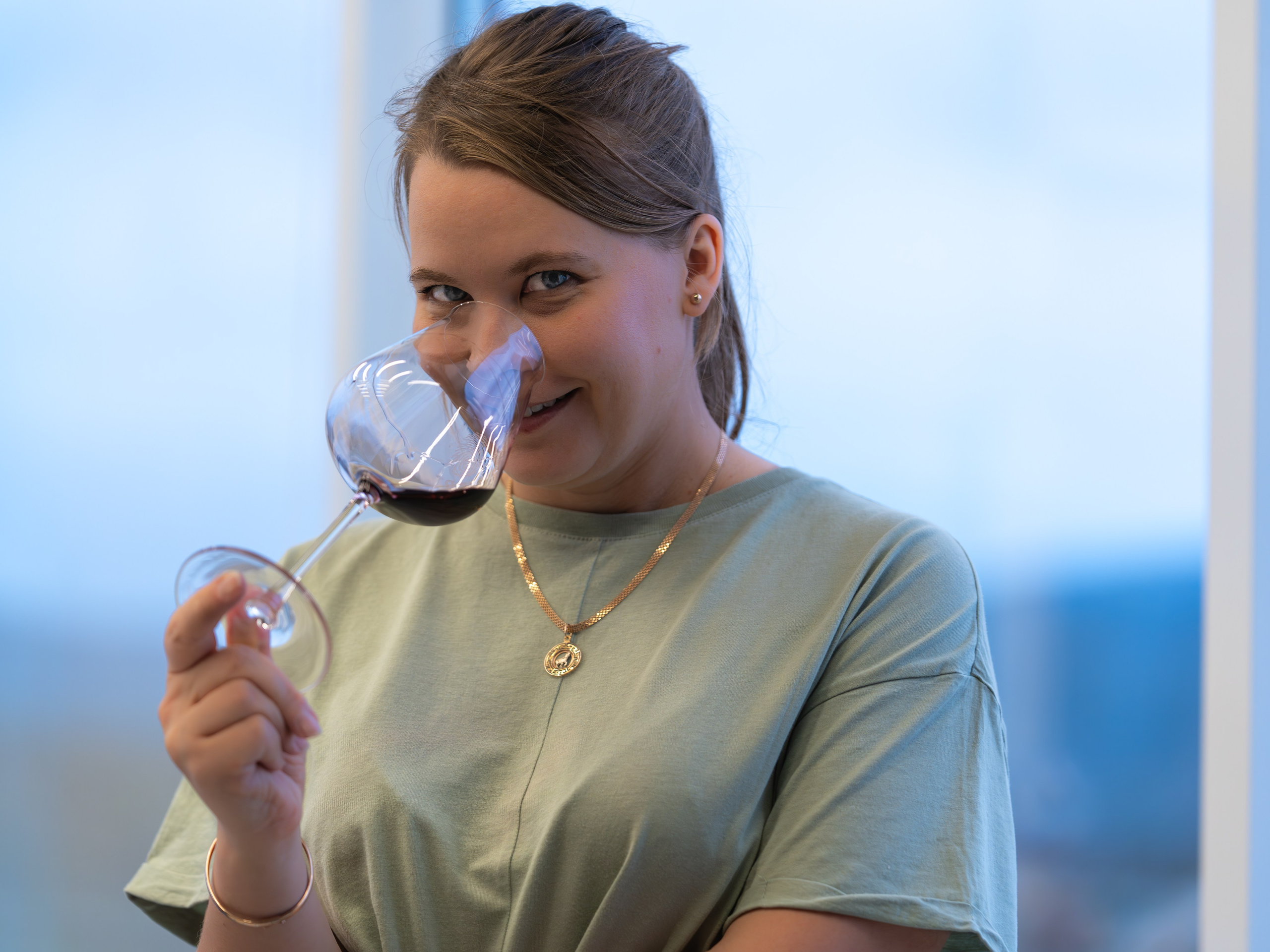 Литературная мастерская с Ольгой Шутовой в «Винотеррии». Репортажный фотограф в Красной Поляне и Сочи Павлюченко Екатерина