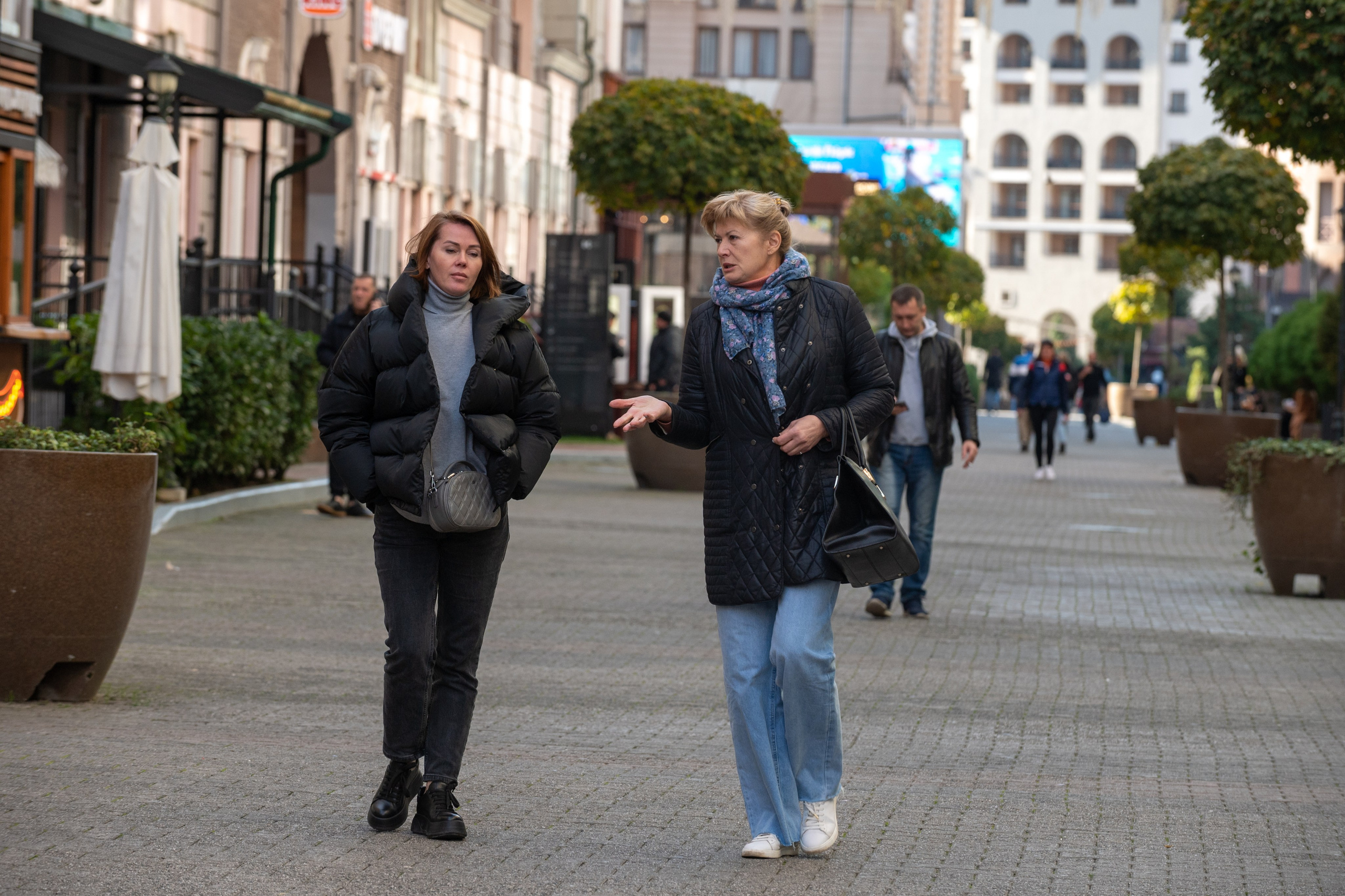 Mice мероприятие — прогулка на водопад Поликаря на курорте Красная Поляна. Репортажный фотограф в Красной Поляне и Сочи Павлюченко Екатерина