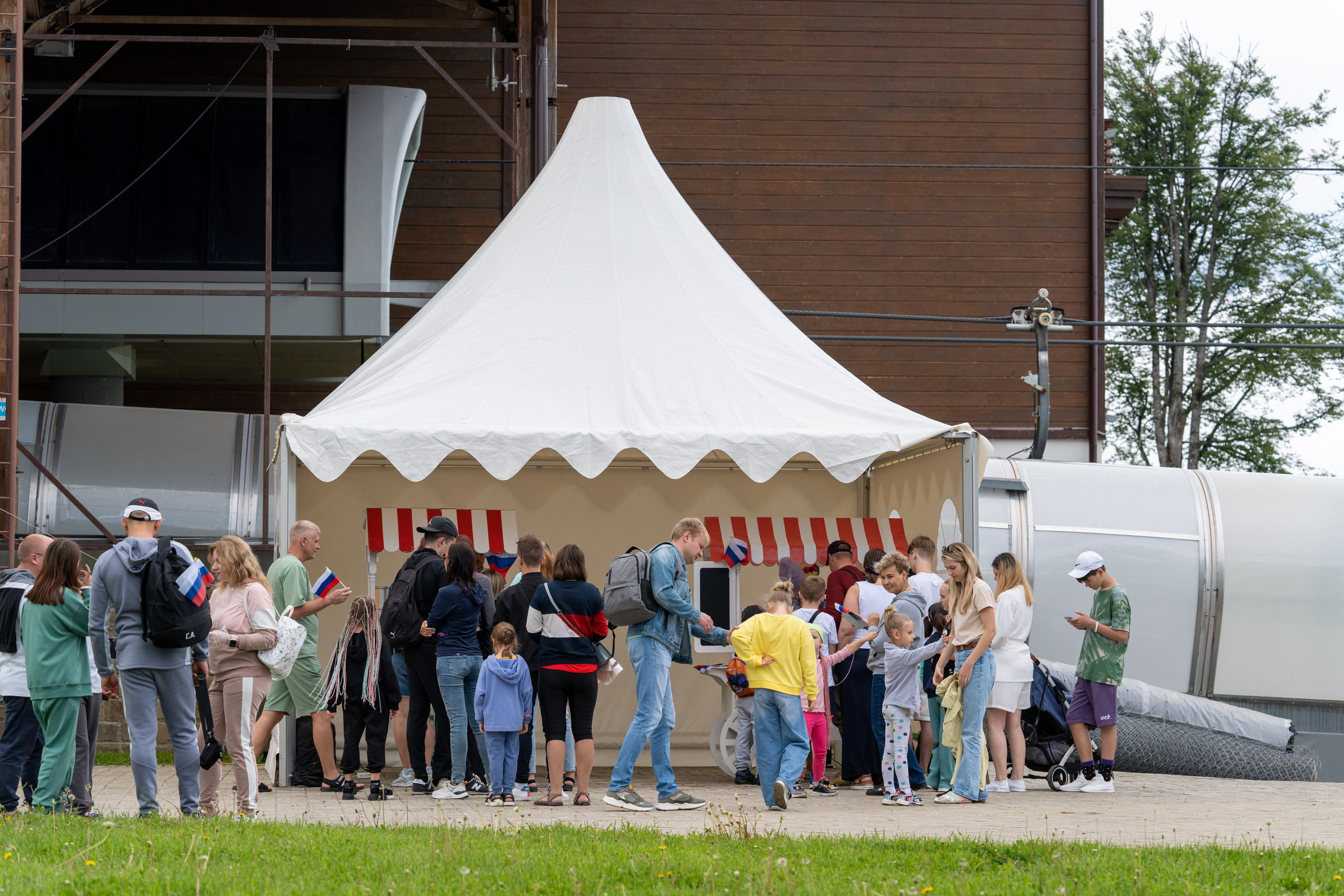 День России на курорте Газпром 2023. Репортажный фотограф в Красной Поляне и Сочи Павлюченко Екатерина