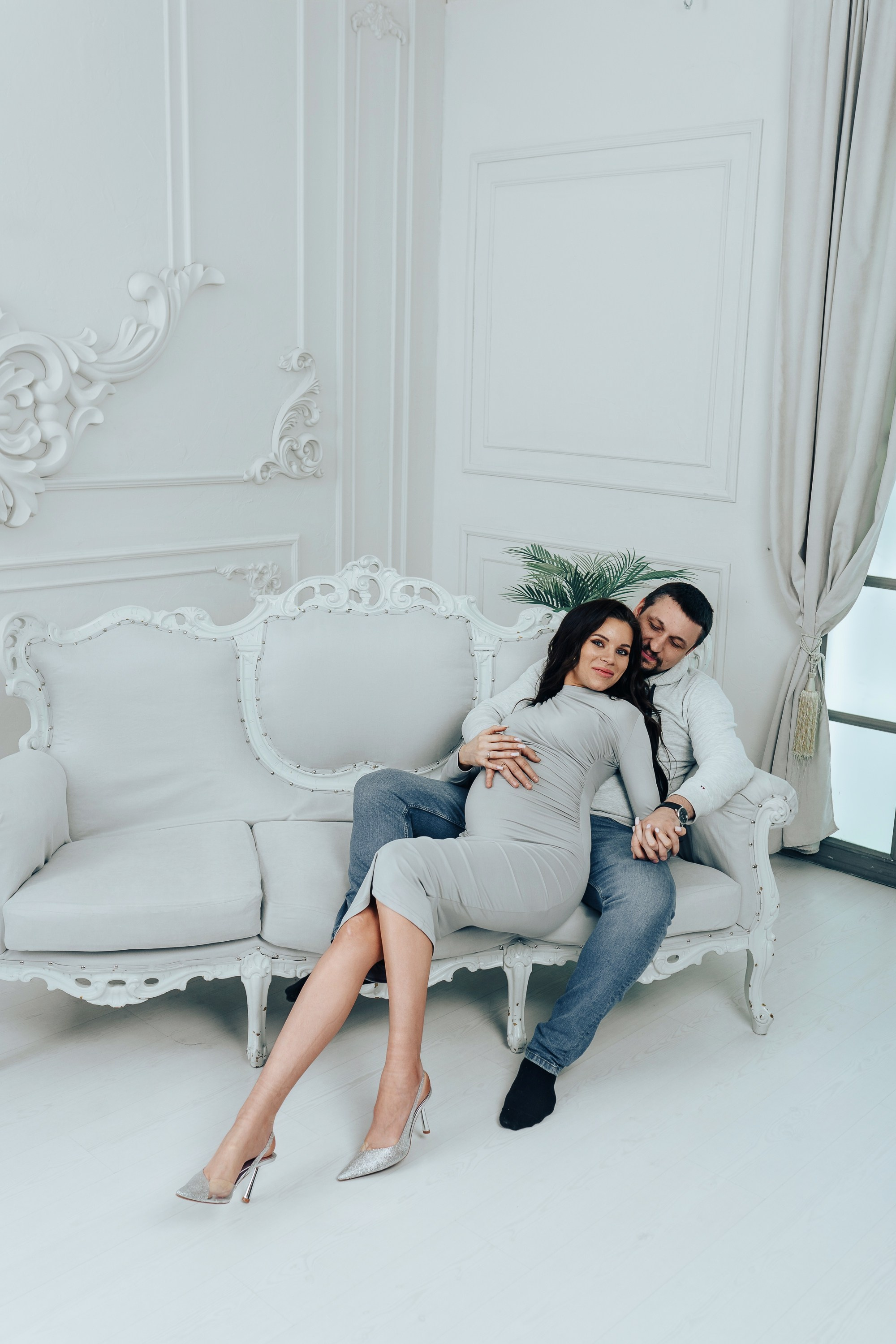 Беременность. Фотостудия версаль. Ваш свадебный и семейный фотограф