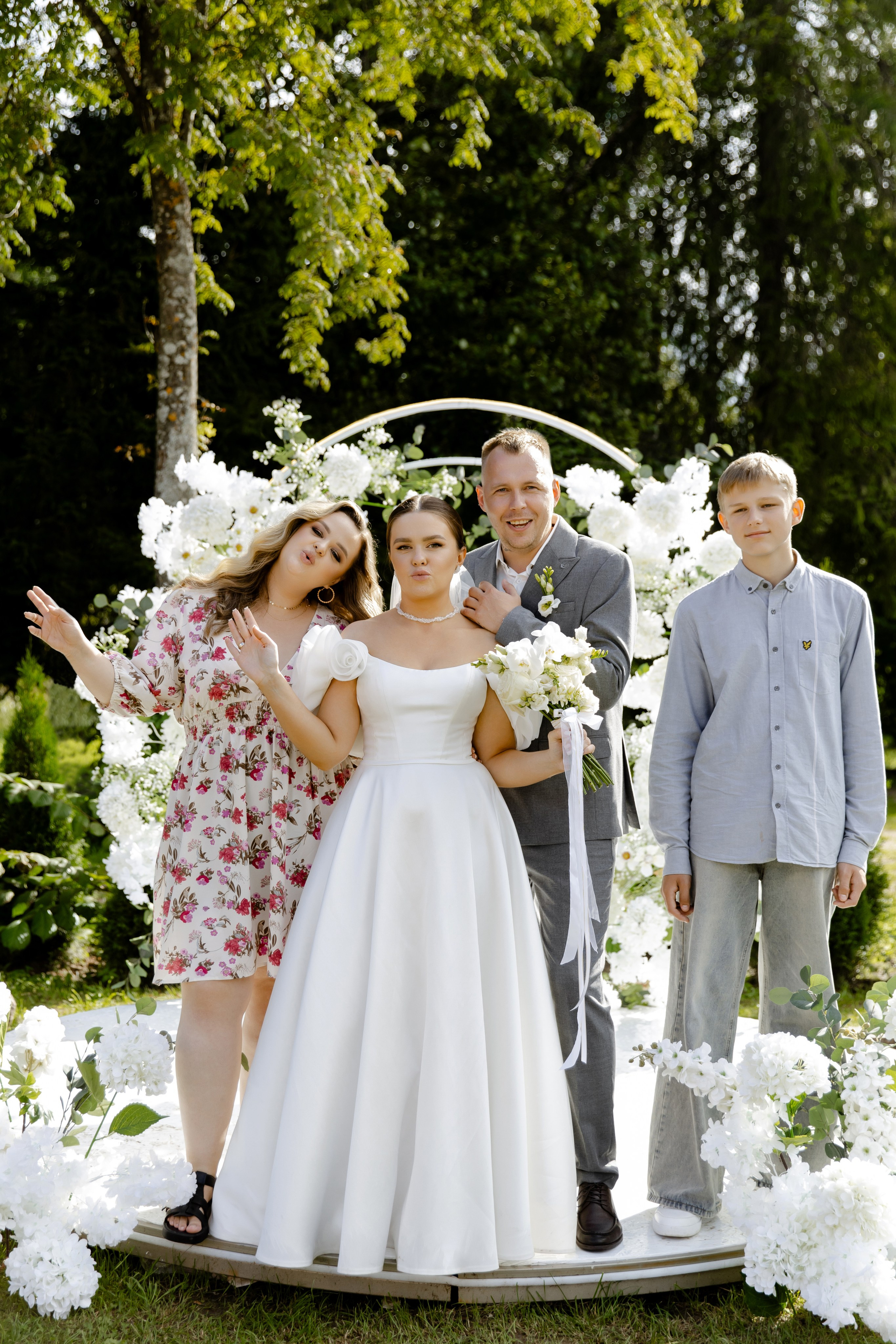 Свадебный день Влада и Вики. Свадебный фотограф Анна Бабахина