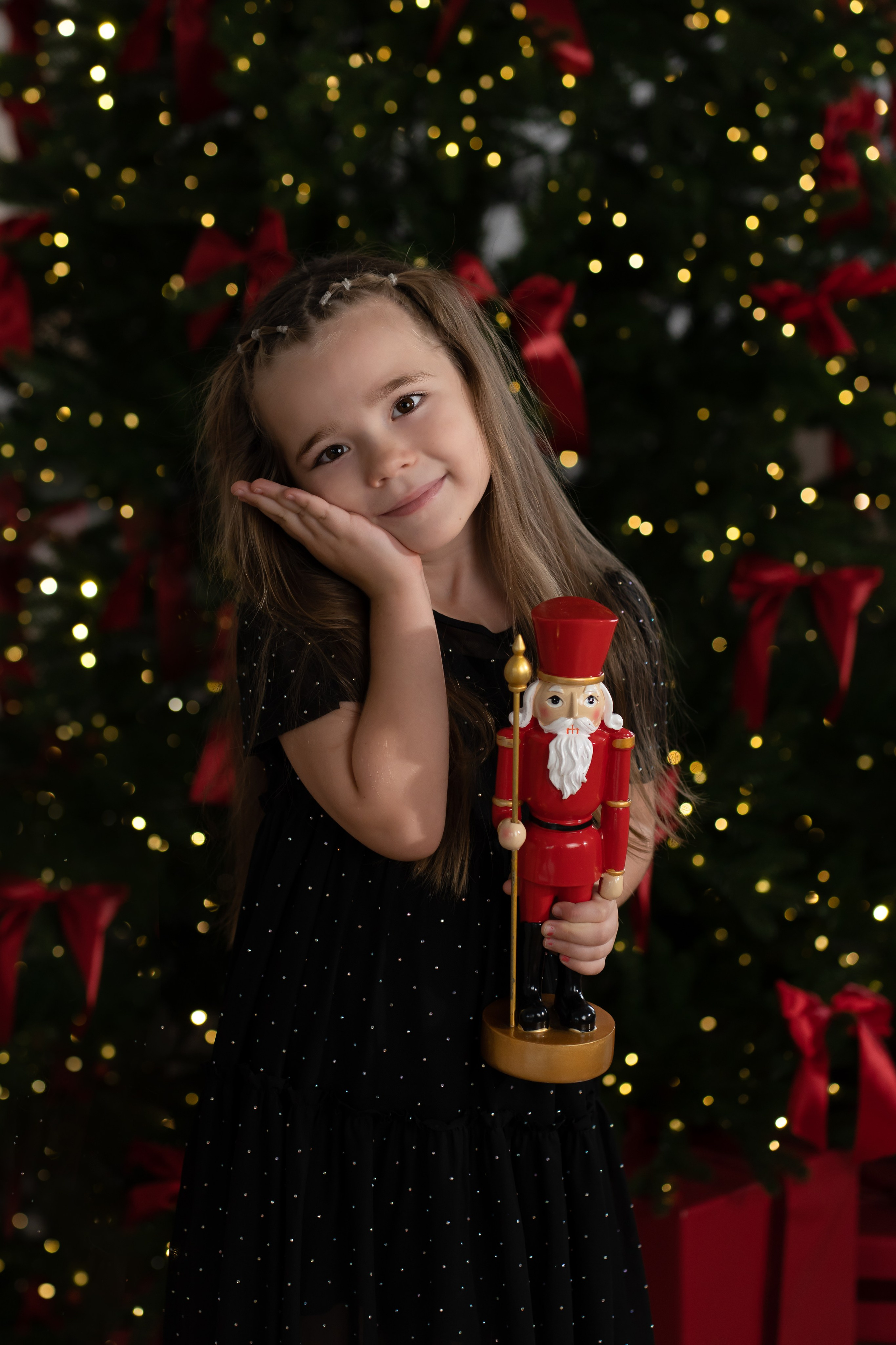 Красивая новогодняя фотосессия для Каролины и родителей. Фотограф в Красноярске. Юлия Чаушанская