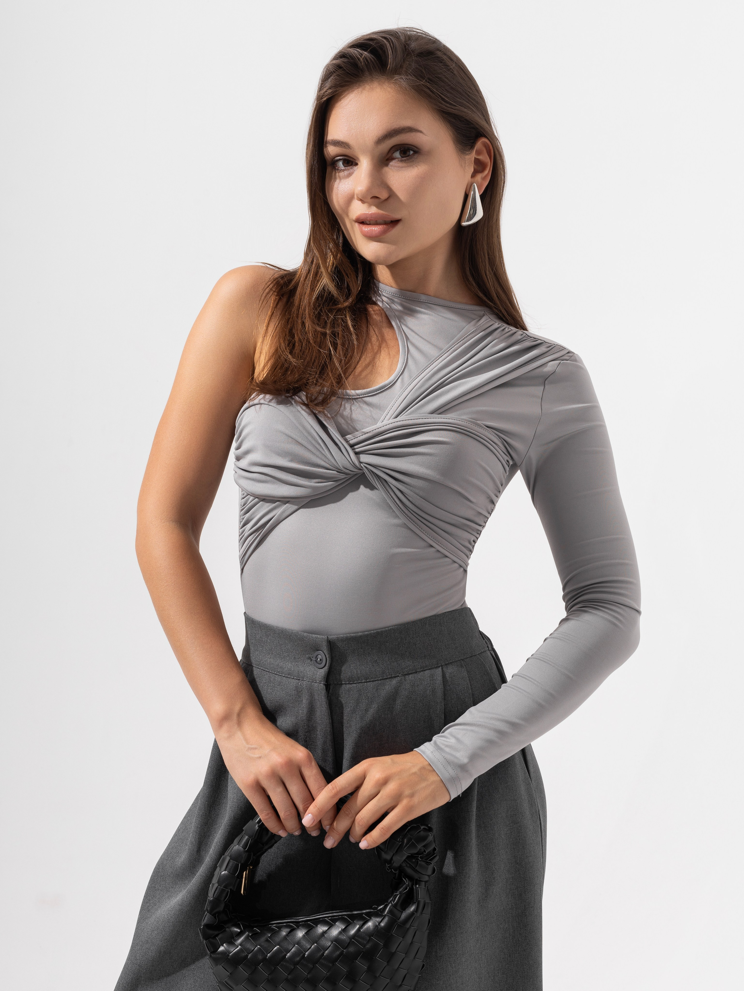 Юля. Фото для маркетплейсов в самых сочных локациях города Сочи