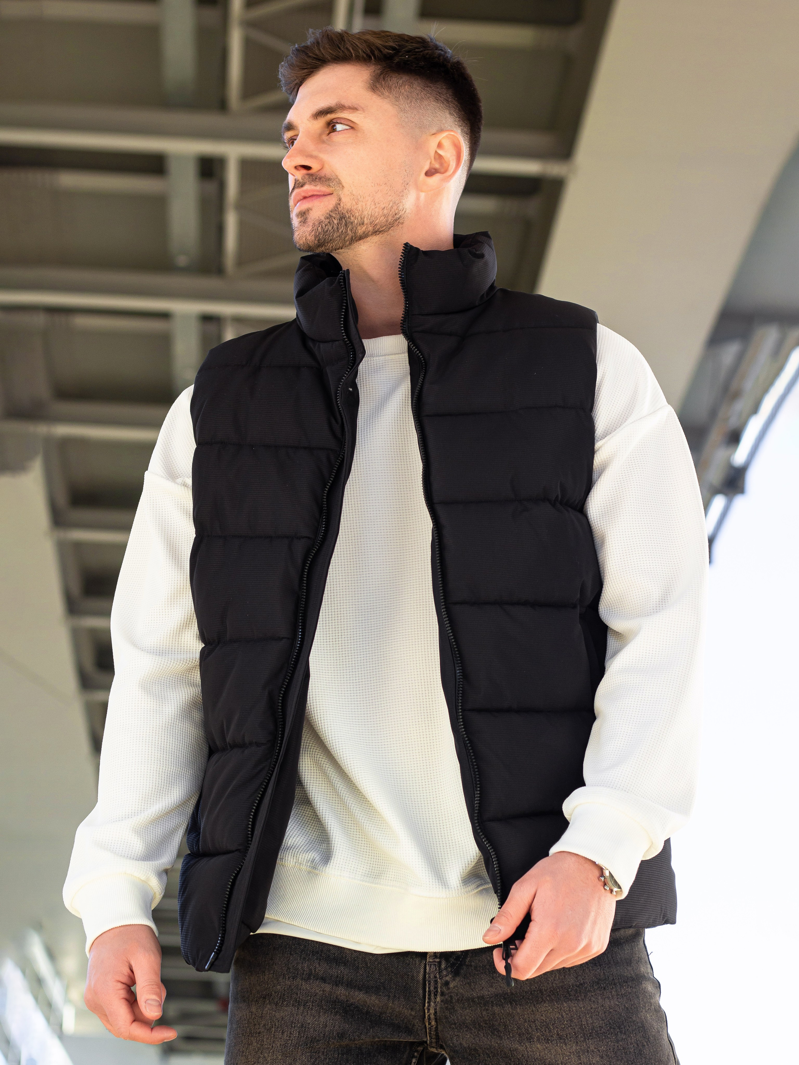 Денис. Фото для маркетплейсов в самых сочных локациях города Сочи