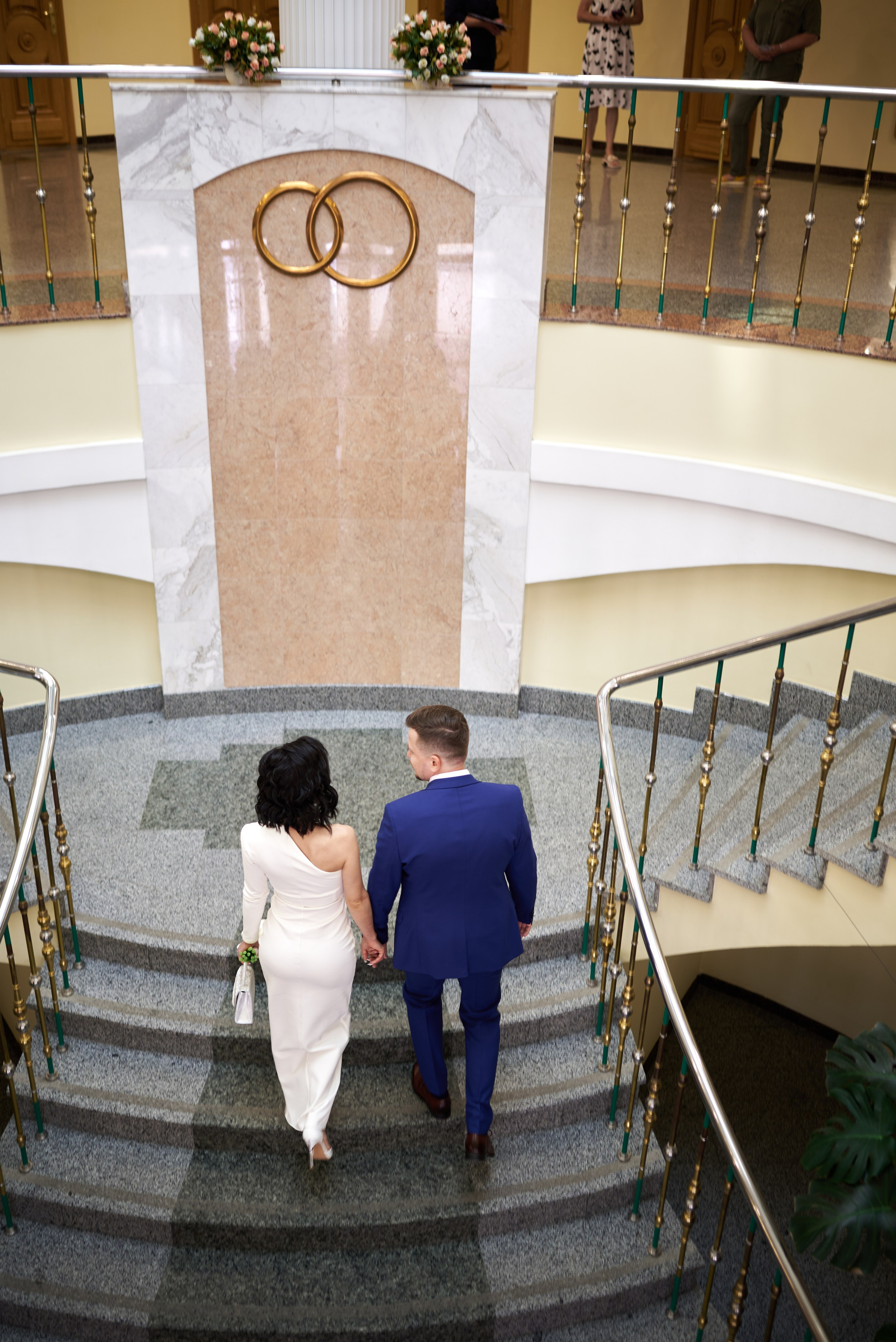 Фотограф на свадьбу в Старом Осколе, фотосессия свадьбы. Профессиональный фотограф Старый Оскол, Губкин — свадьба, венчание, крещение, юбилей и день рождения