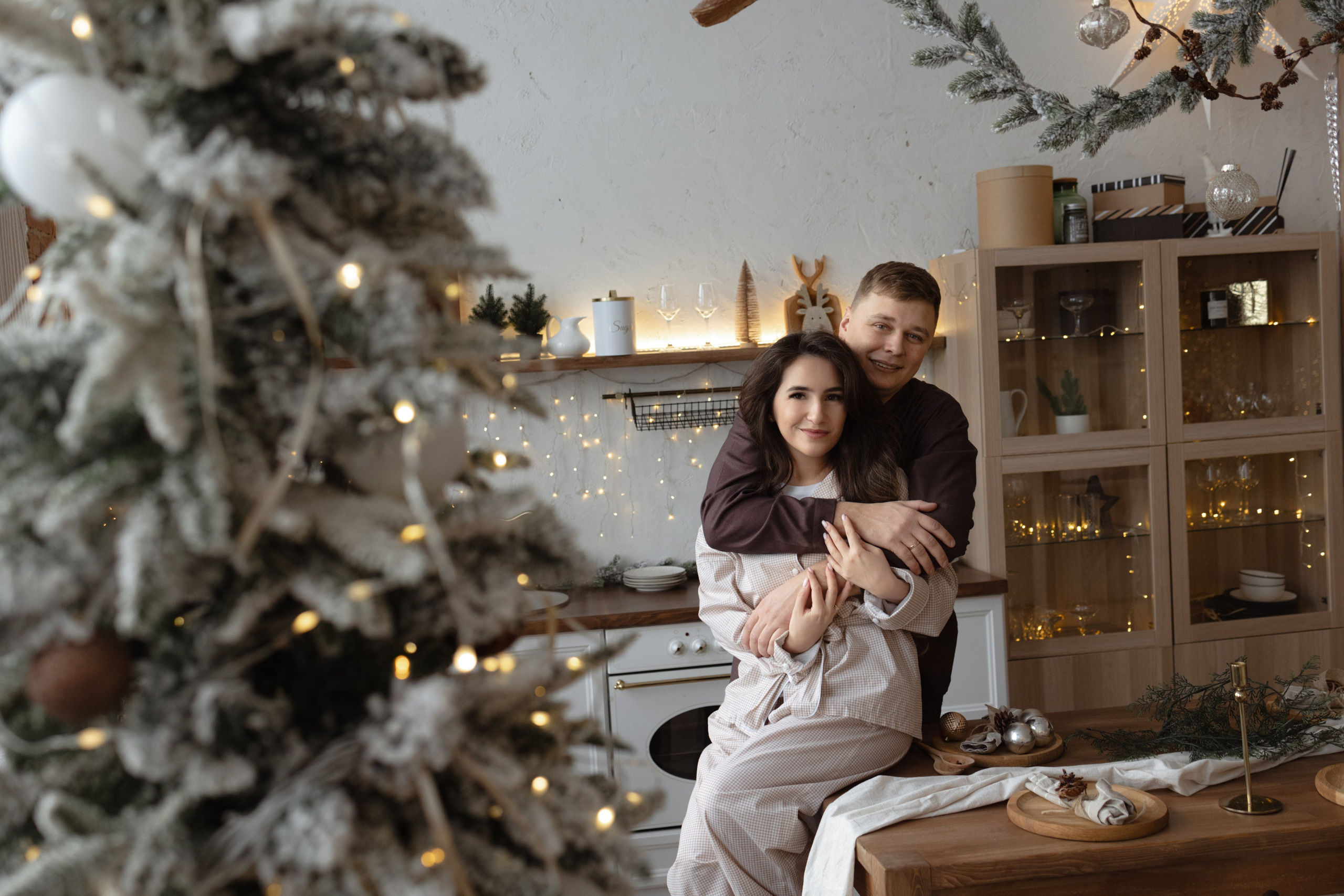 Новогодняя съемка в Историях (Большой зал). Фотограф беременности и новорожденных в Красноярске Вета Ланская