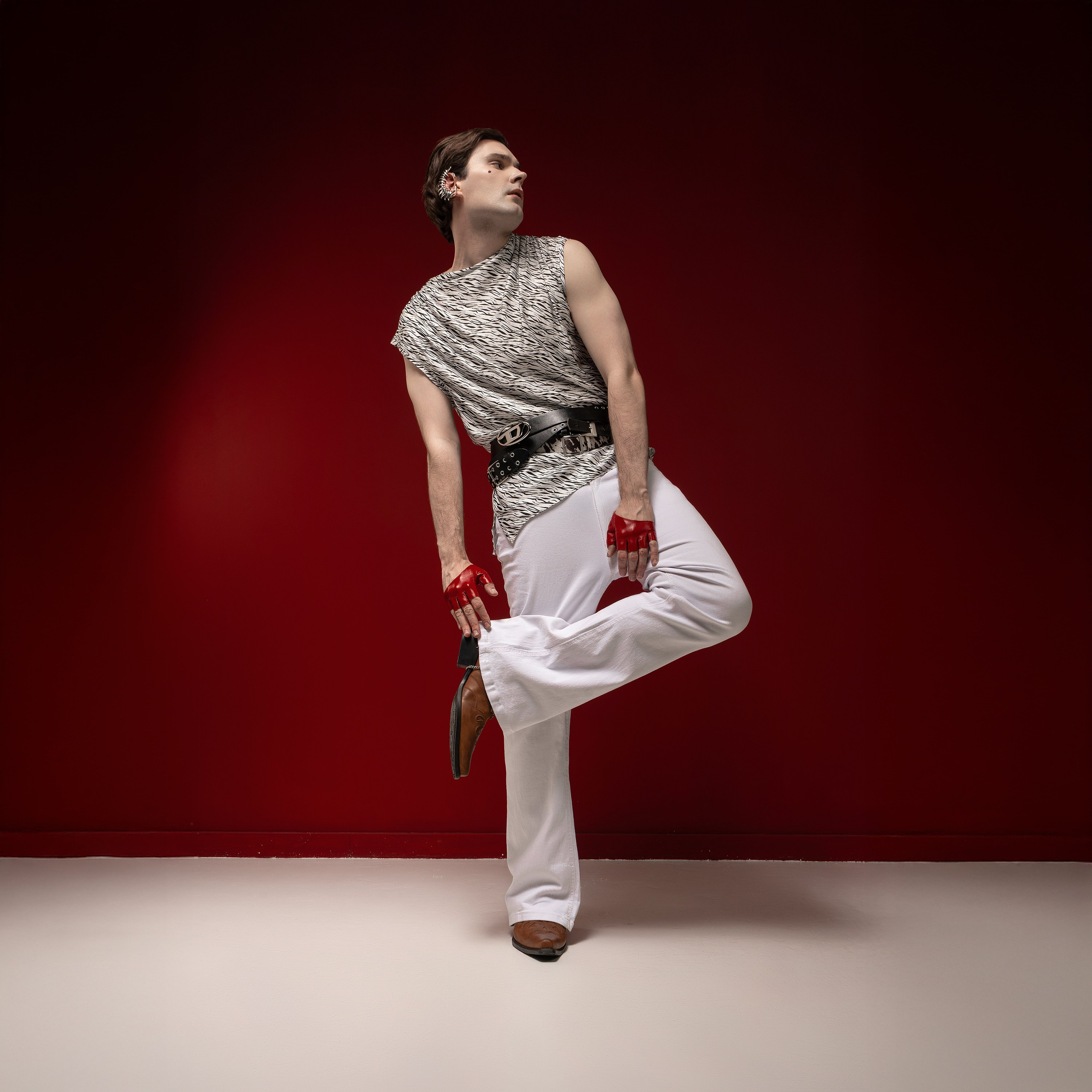 Обложка для артиста, подкаста или проекта — фотосъёмка в Москве | Никита Скрипник. Никита Скрипник — ТЕАТР В СТИЛЕ ФЭШН