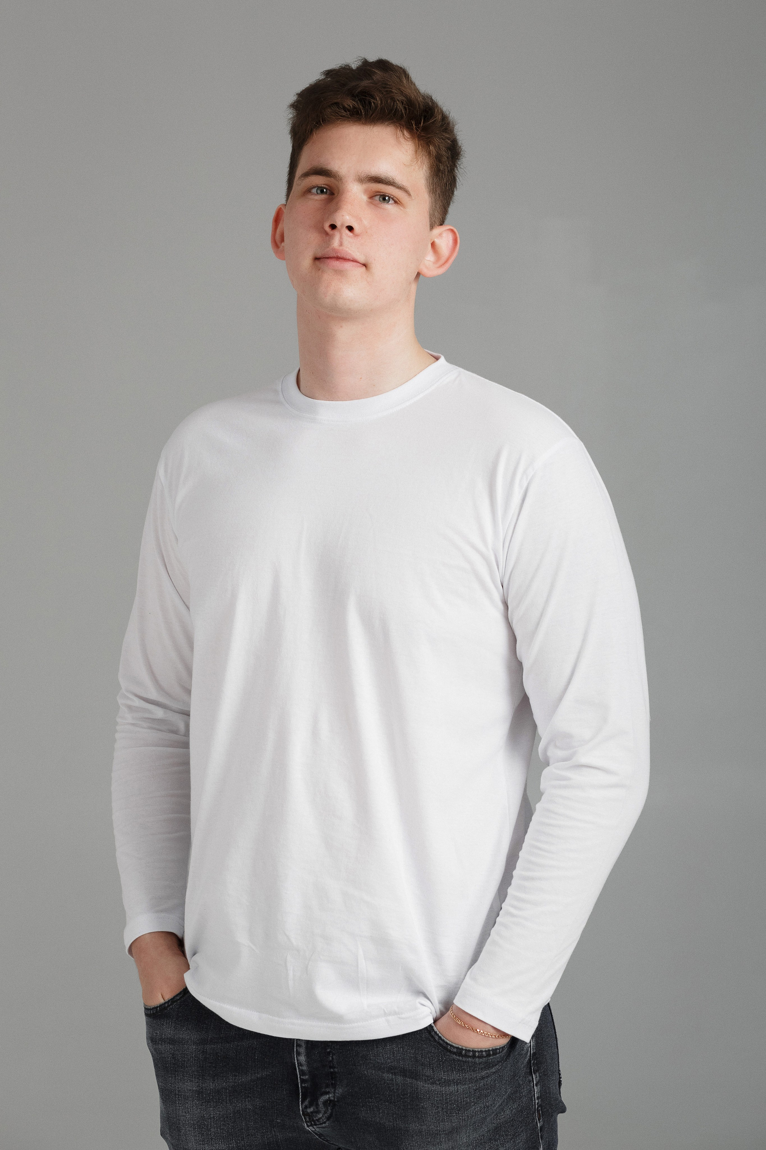 Фотосессия выпускников ДГТУ в фотостудии LIGHT в Таганроге. Свадебный и семейный фотограф в Таганроге Бакарюк Антон