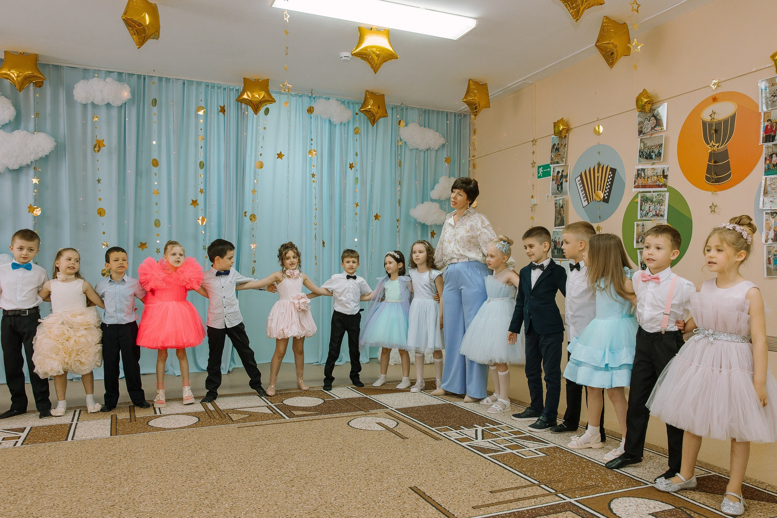 Выпускной в ДС -29. Выпускные альбомы Натальи Бутко: Новороссийск, Анапа, Геленджик