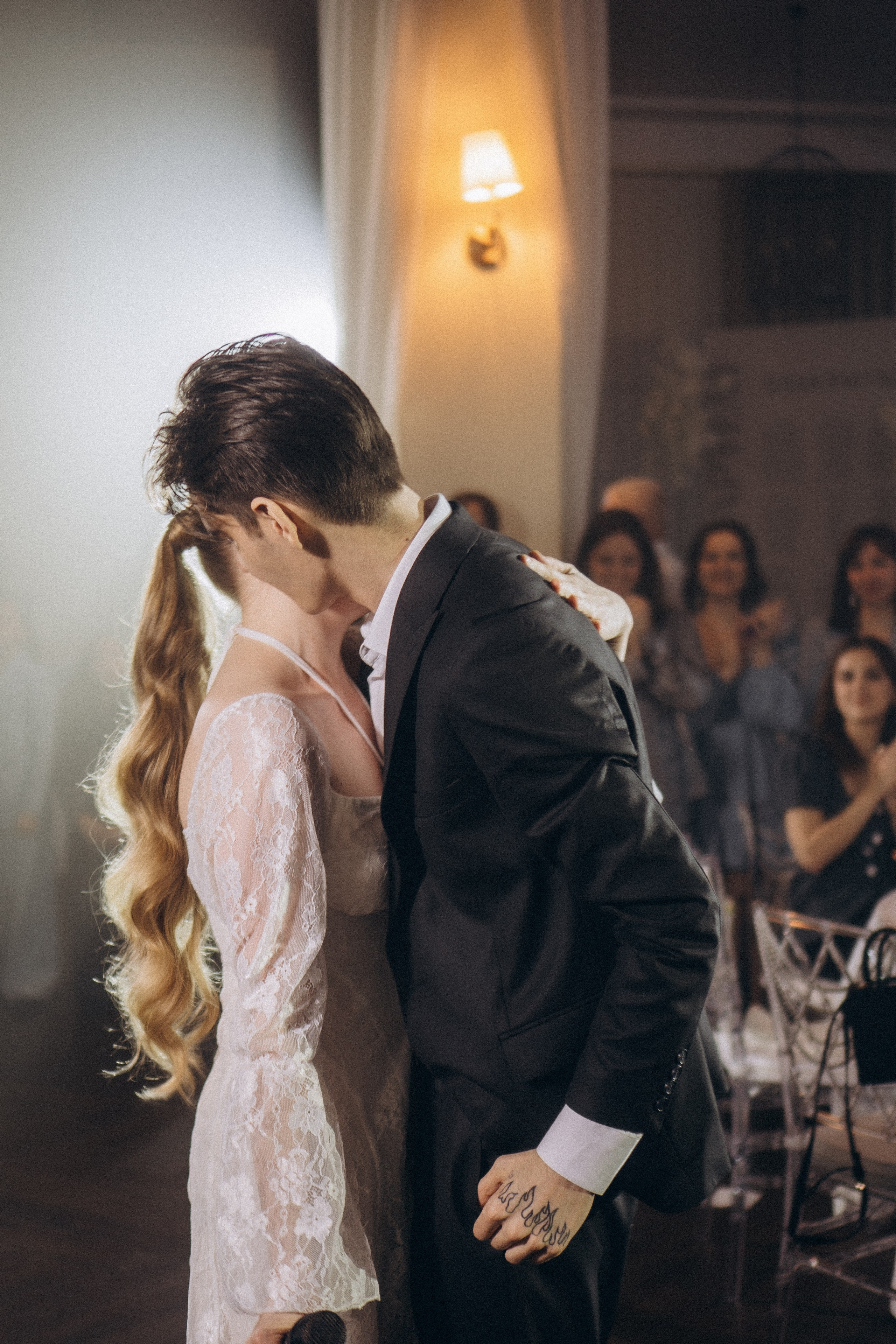 СВАДЕБНАЯ СЬЕМКА СБОРОВ В ОТЕЛЕ И ВЫЕЗД НА ЦЕРЕМОНИЮ (СНЯТО В СИБИРЕ В НИЖНЕВАРТОВСКЕ). Профессиональный фотограф, Санкт-Петербург — Виктория Богомолова