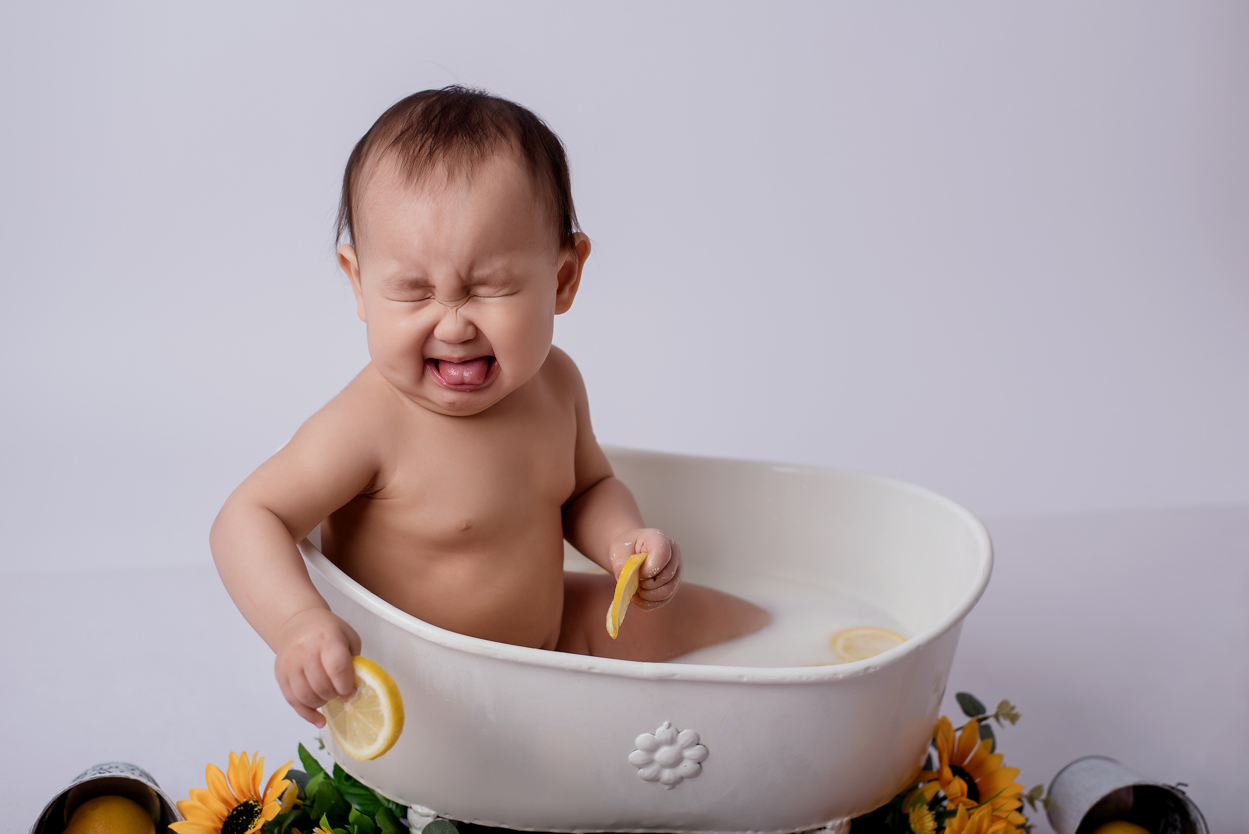 Первый день рождения. Детский фотограф в Долгопрудном и Москве