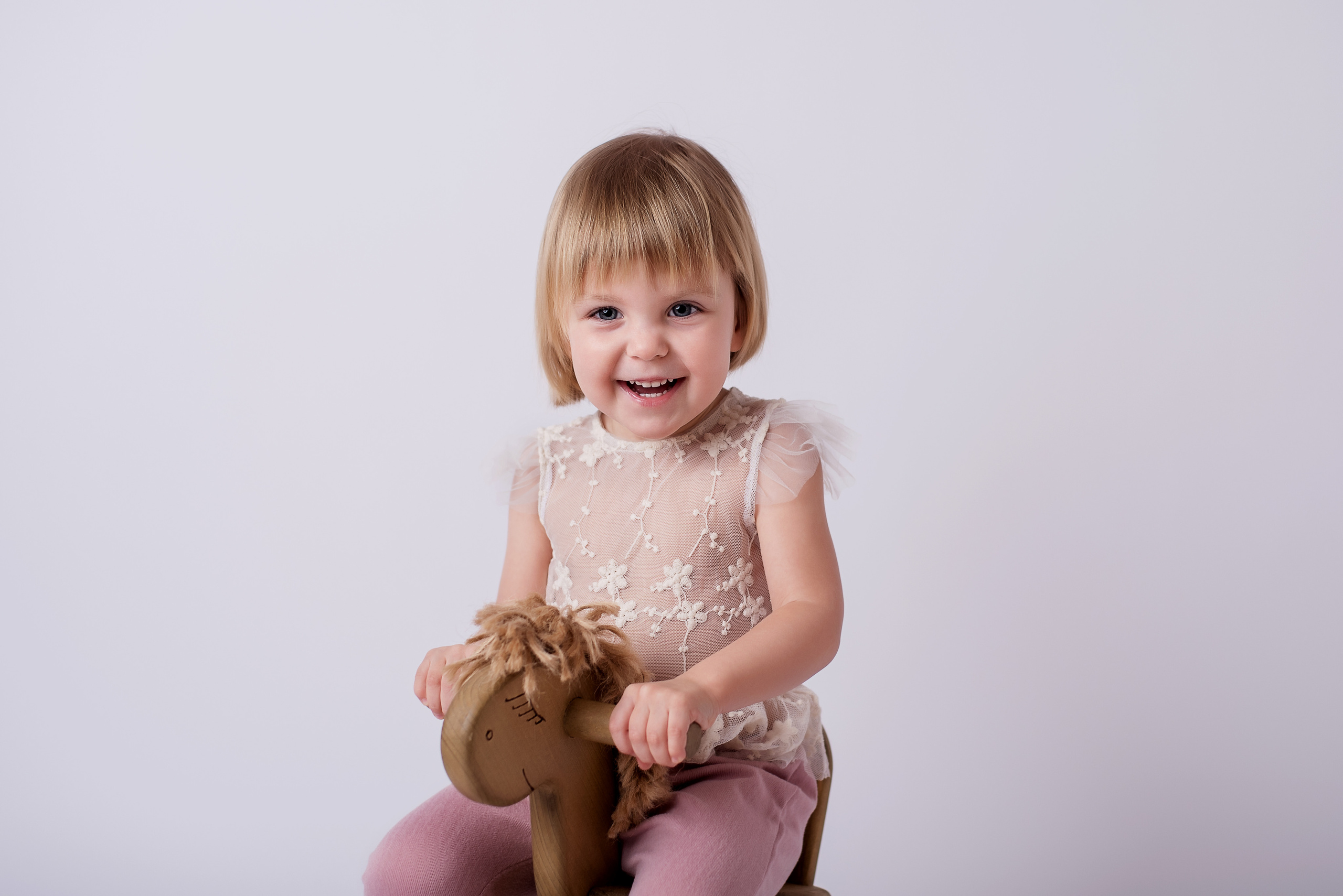 Ариша 2 года. Детский фотограф в Долгопрудном и Москве