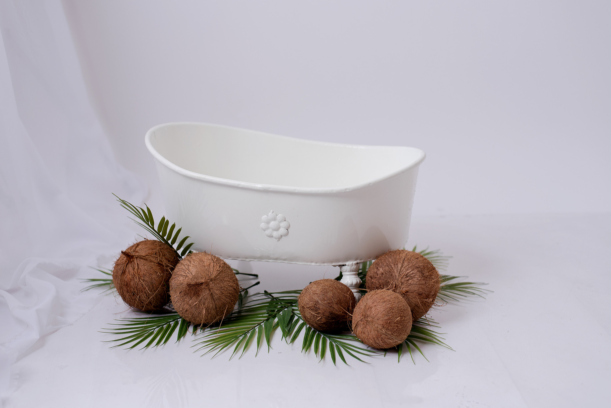 Молочная ванна. Детский фотограф в Долгопрудном и Москве