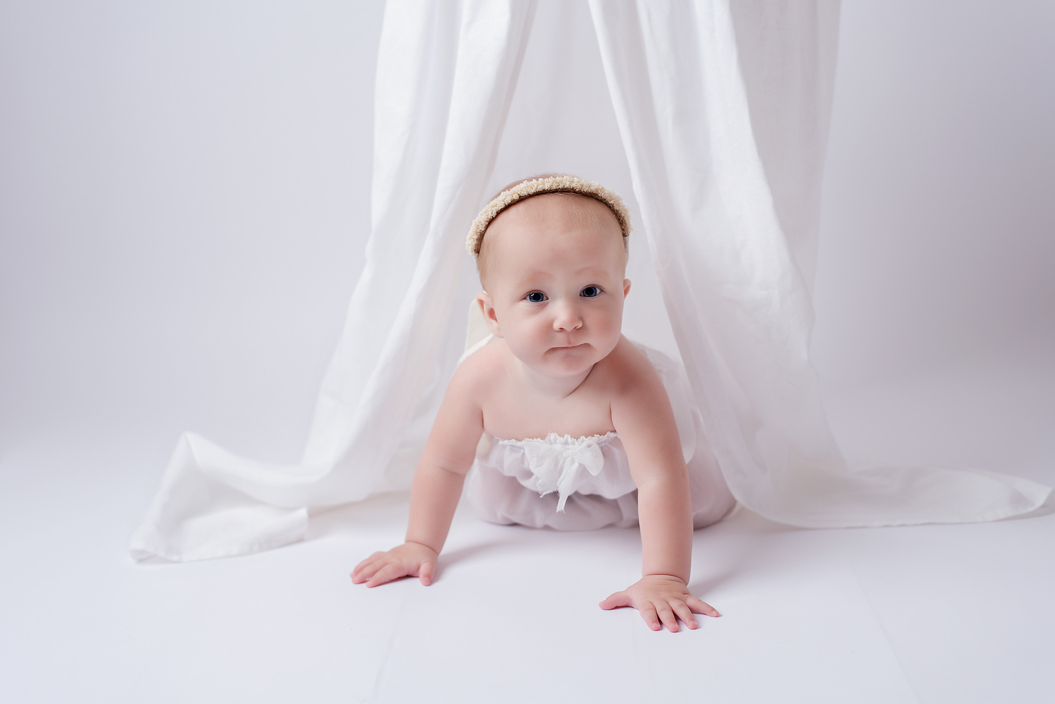 Молочная ванна. Детский фотограф в Долгопрудном и Москве