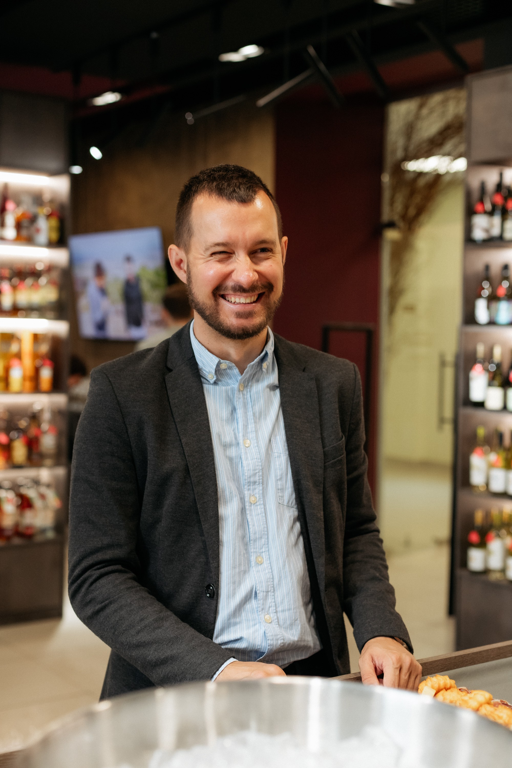 BY SIMPLE ВИНОТЕКА — ОТКРЫТИЕ. СВОИ. ФОТООТЧЕТЫ-СОБЫТИЯ-МЕСТА