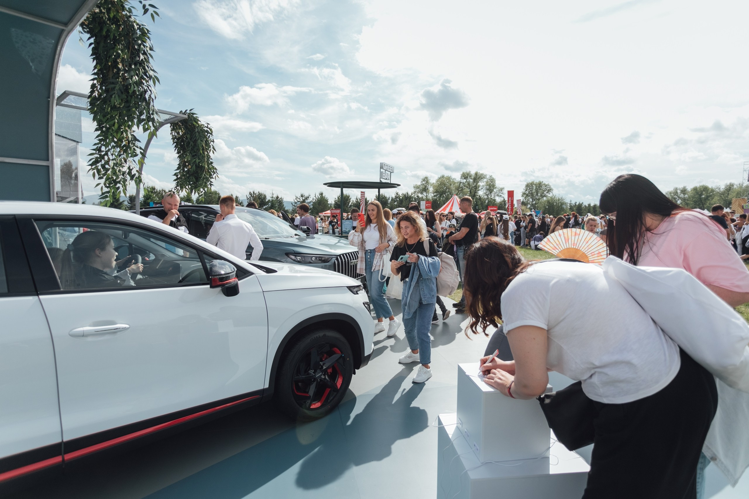Vk Fest 2024 в Красноярске @ Остров Татышев. Репортажный фотограф Максим Полянский. Москва, Санкт-Петербург, Красноярск