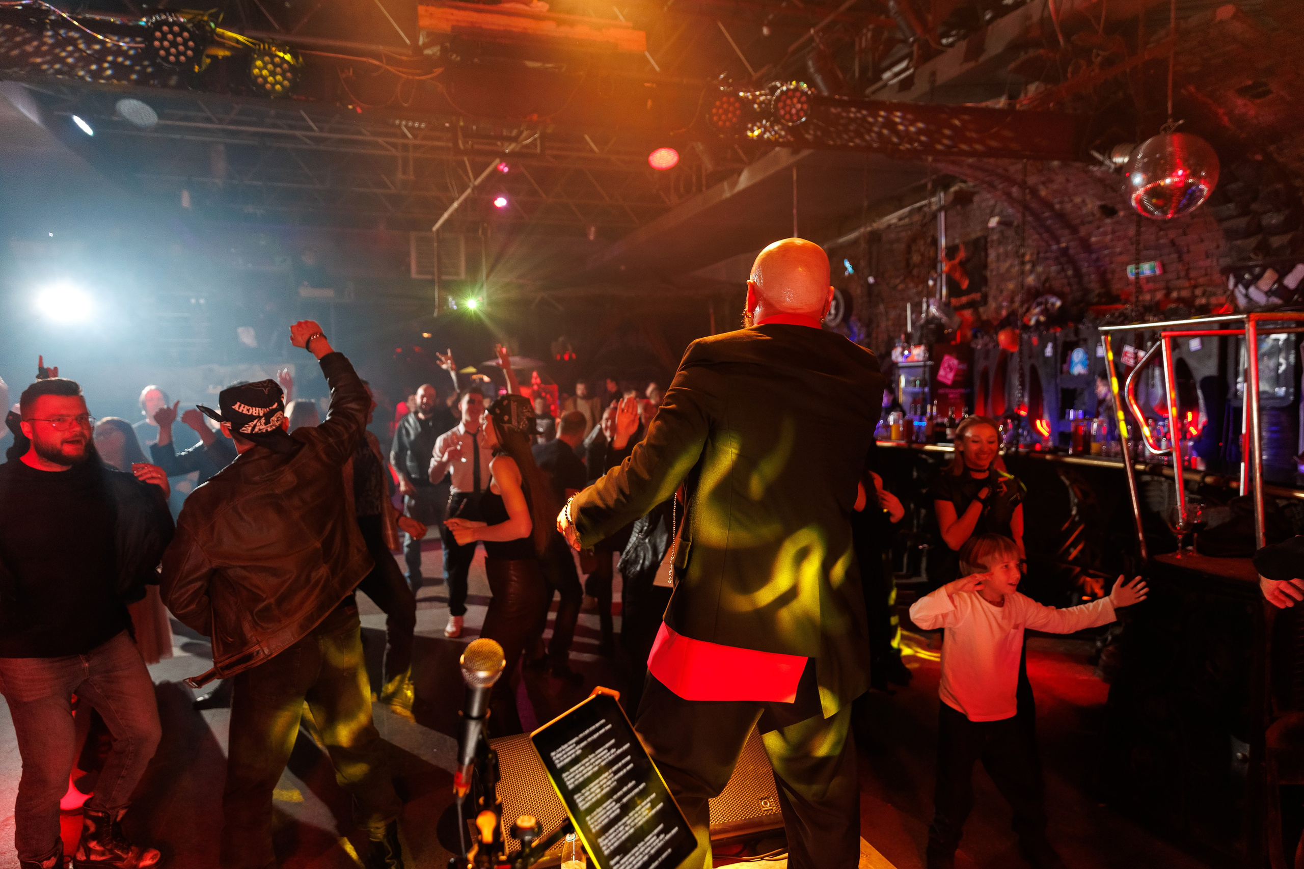 Юбилей в Sexton