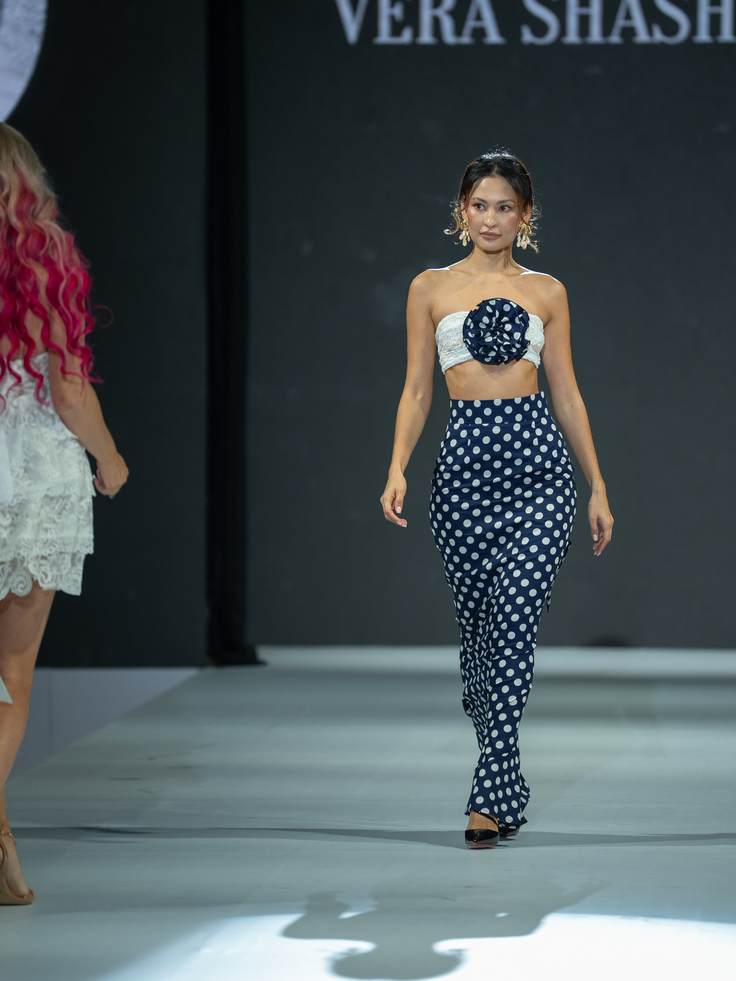EURASIAN FASHION WEEK Vera Shasherina. Сайт Алматинского НЮ АРТ, будуар и фэшн фотографа Дениса Карпенко