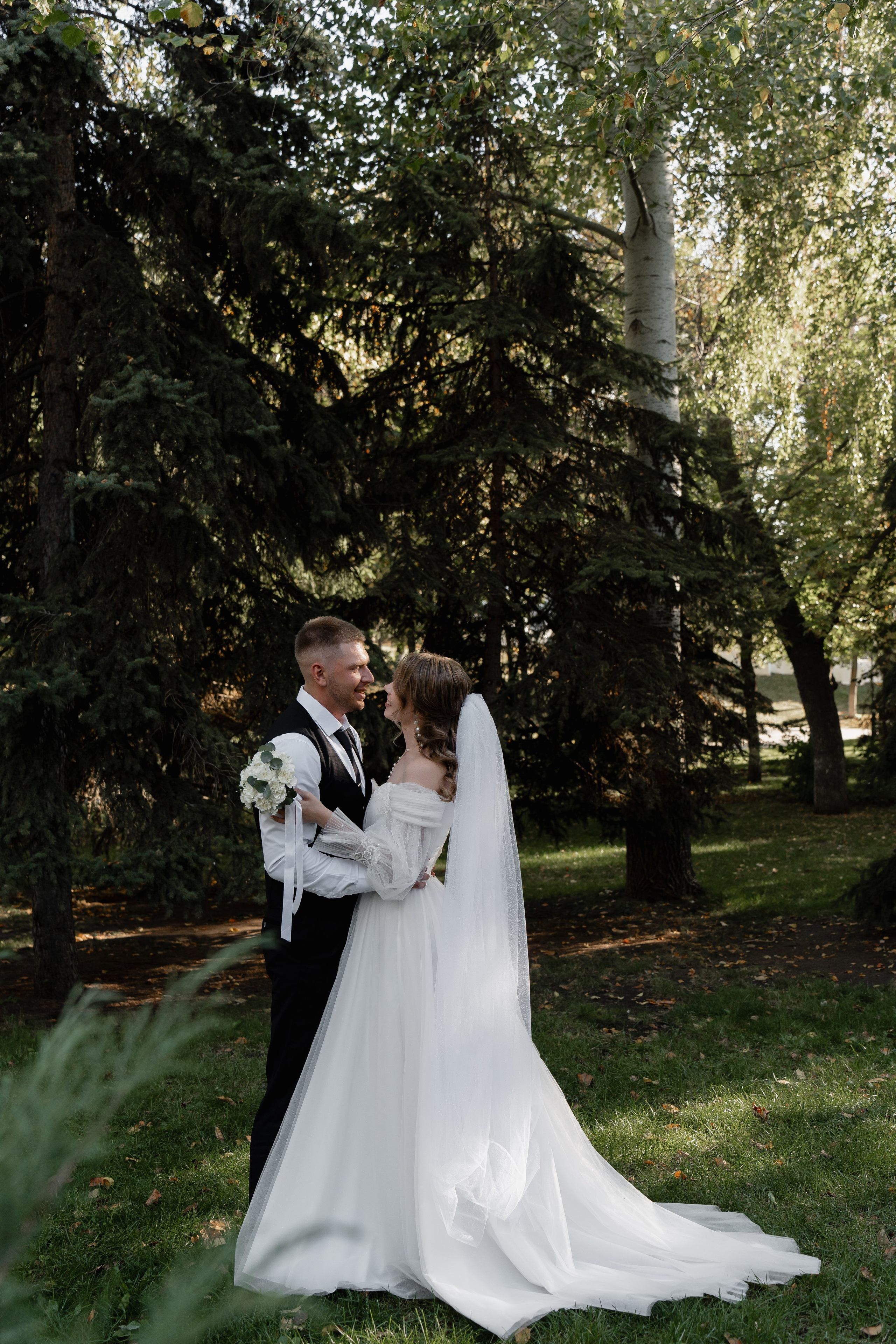 Олег и Татьяна _театр Оперы и балета. Свадебный и семейный фотограф в Самаре Салахова Гулина