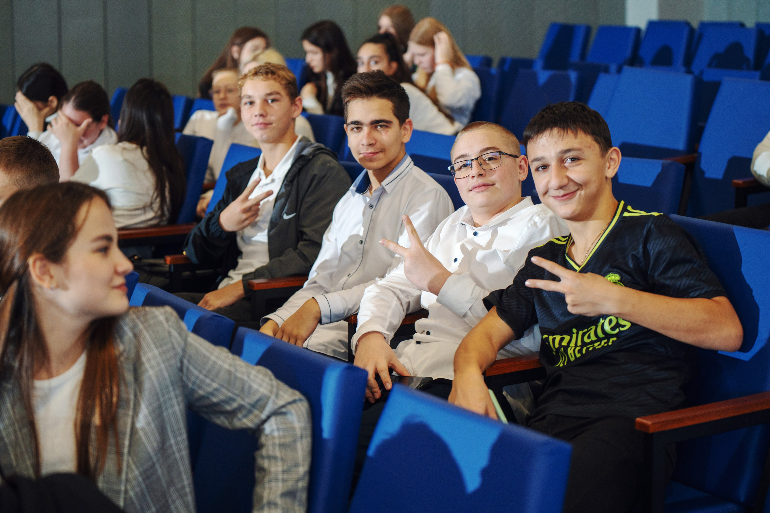 Лекция по киберспорту в школе № 2, п. Энем