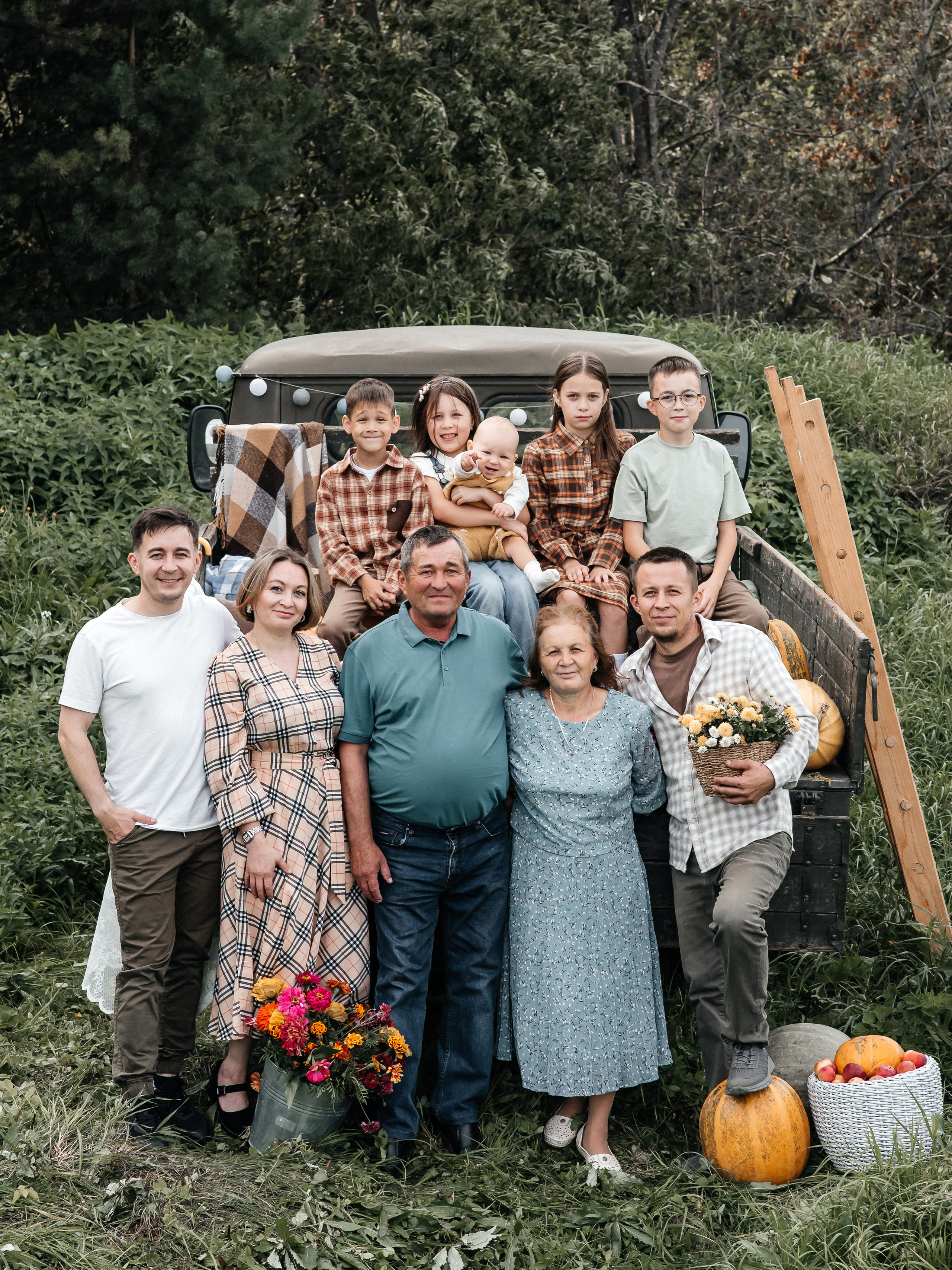 Семейные фотосессии больших семей. Фотограф Лилия Арсланова Уфа Стерлитамак. Свадебные и семейные фотосесссии