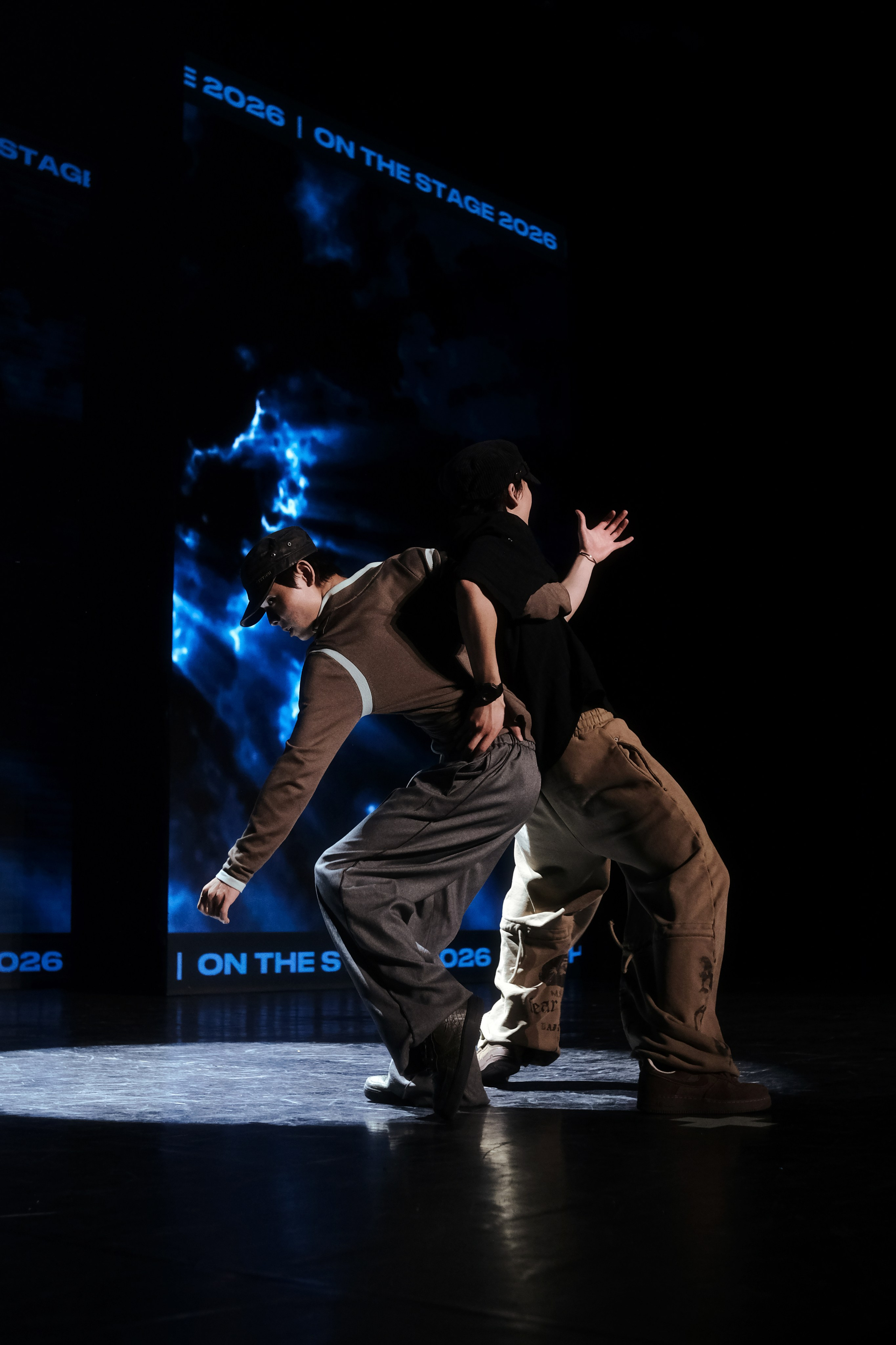 ON THE STAGE 03.10.2026. Креативный фотограф и ретушёр в Астане и Омске